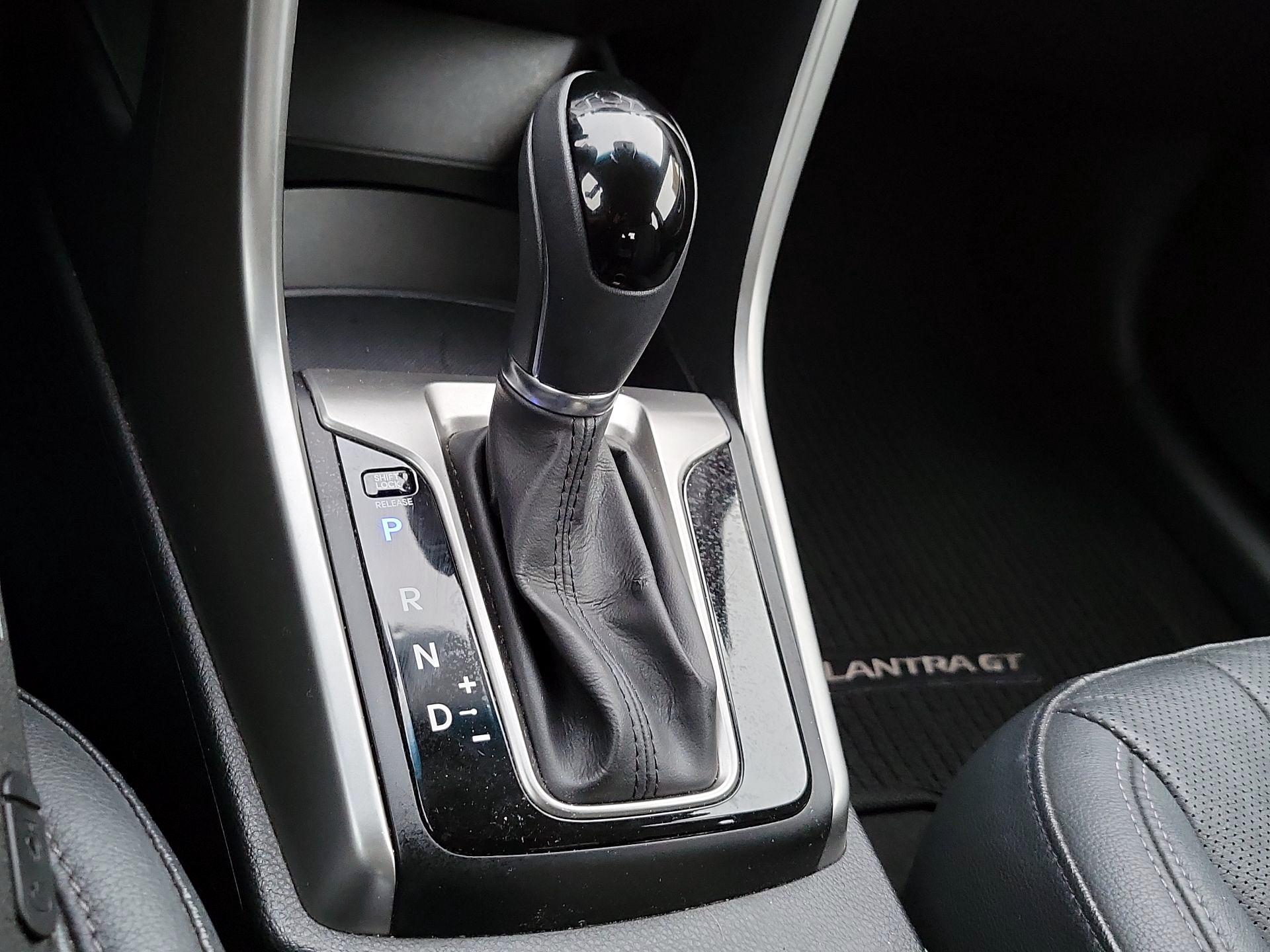Thumbnail: 2014 Hyundai Elantra - 16
