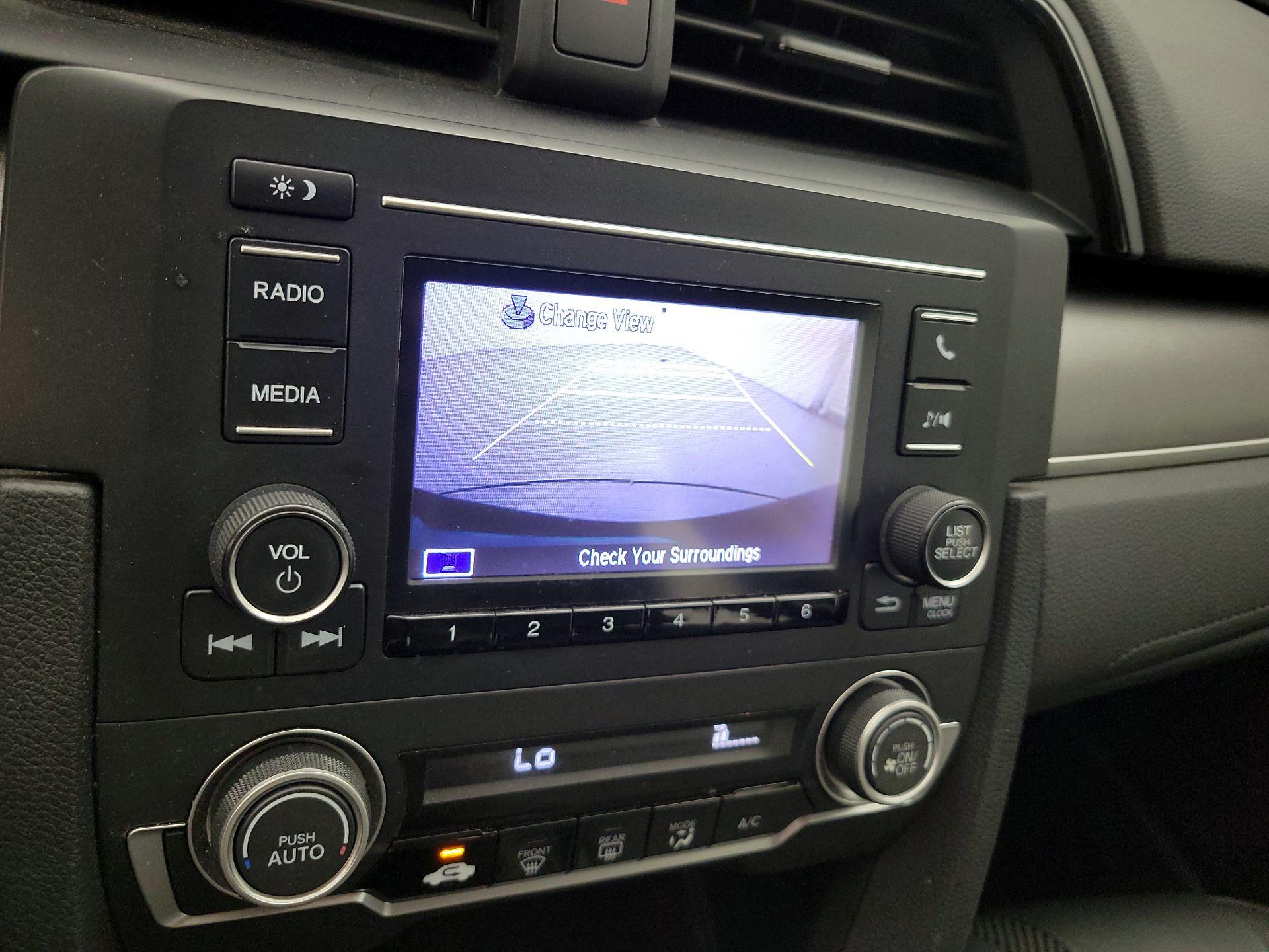 Thumbnail: 2016 Honda Civic - 14