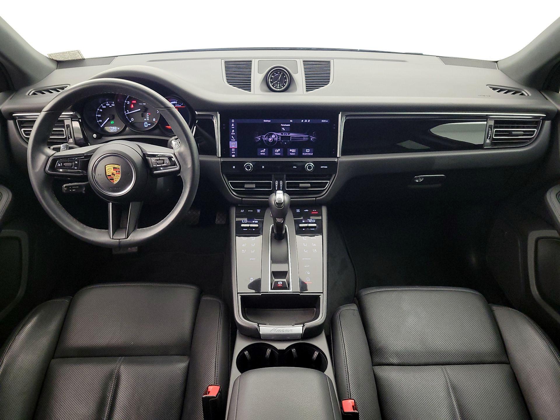 Thumbnail: 2022 Porsche Macan - 9