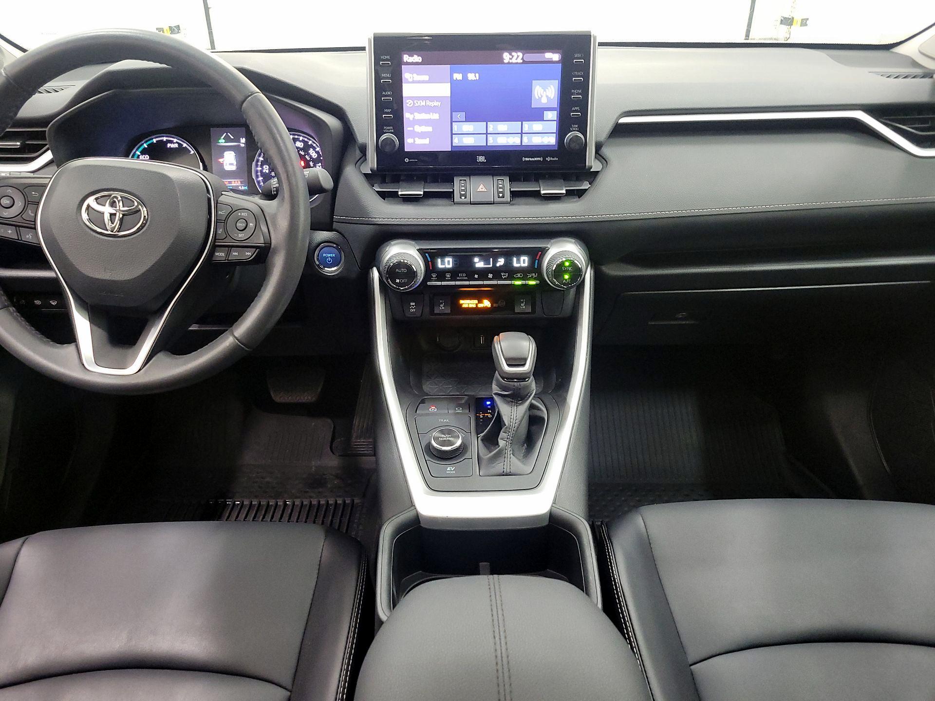 Thumbnail: 2022 Toyota RAV4 - 9