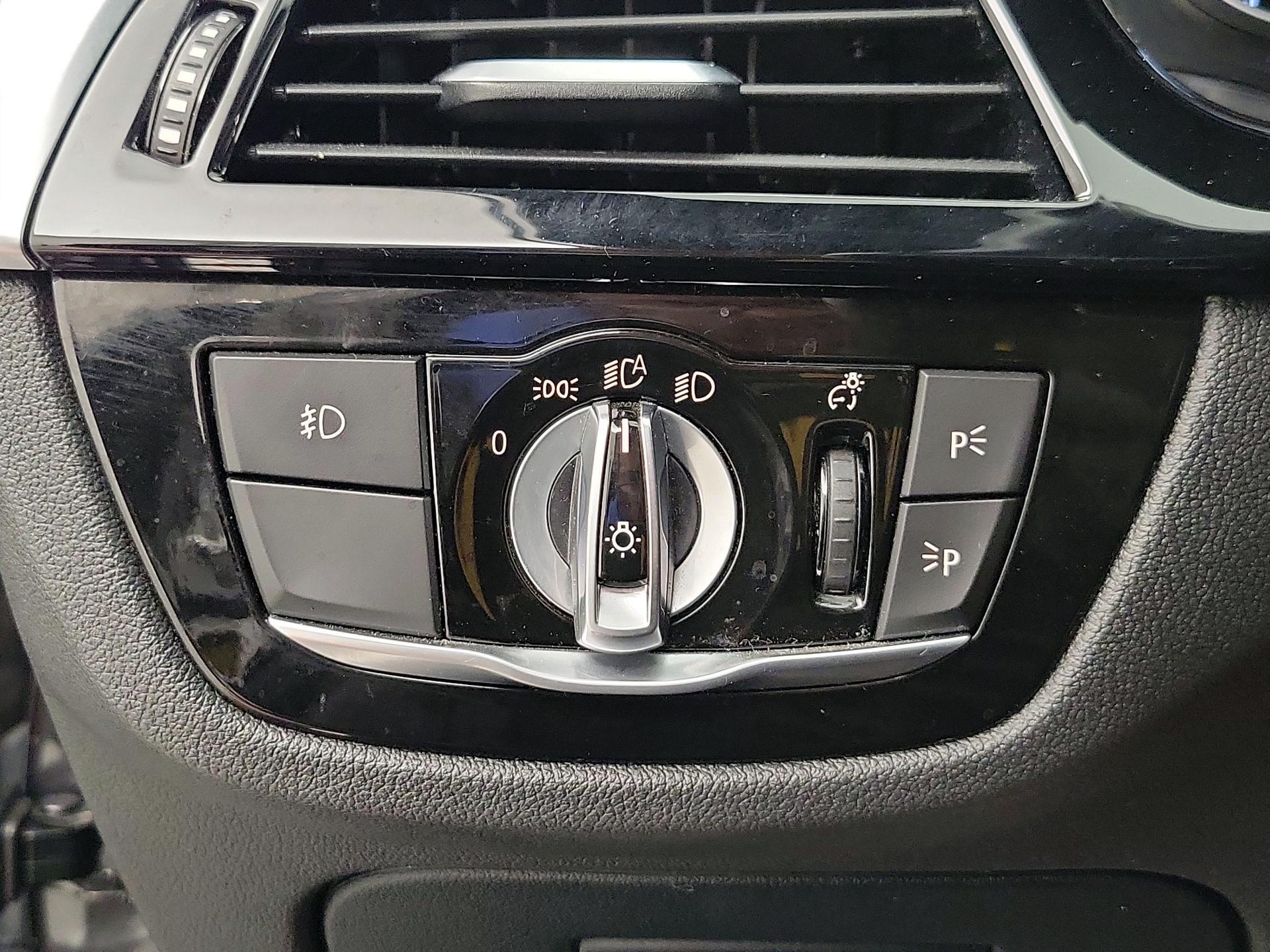 Thumbnail: 2018 BMW 5 Series - 13