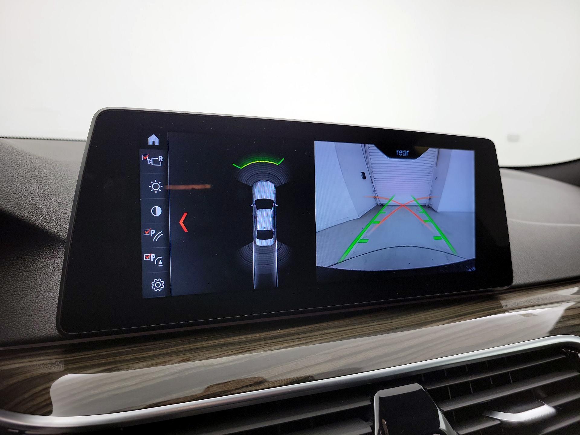 Thumbnail: 2018 BMW 5 Series - 15