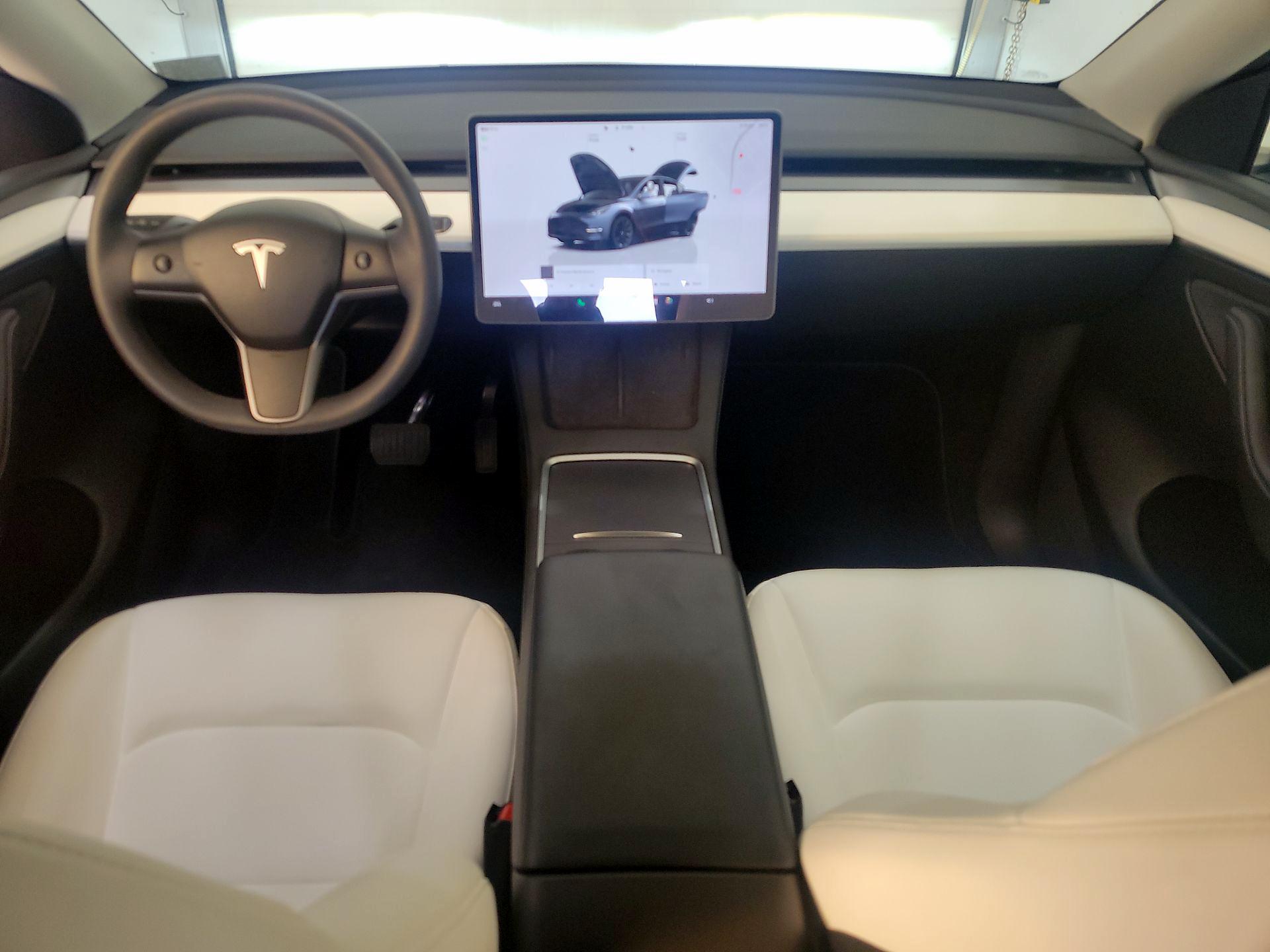 Thumbnail: 2023 Tesla Model Y - 9