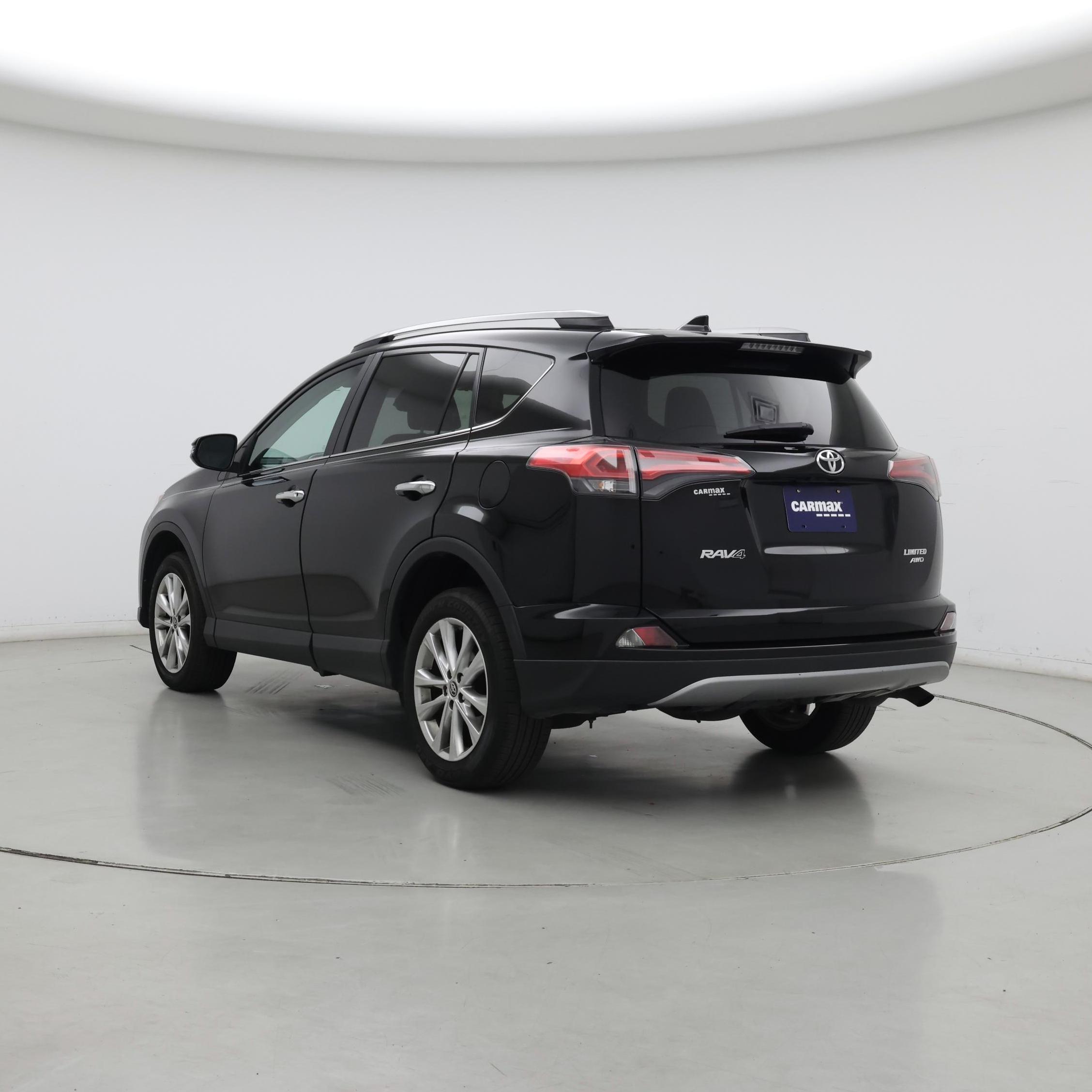 Thumbnail: 2018 Toyota RAV4 - 2