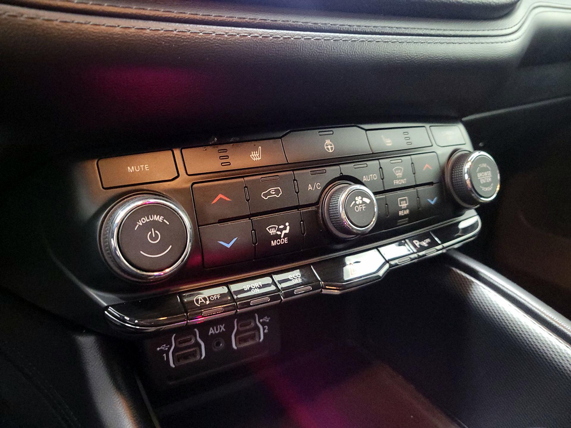 Thumbnail: 2021 Dodge Durango - 17