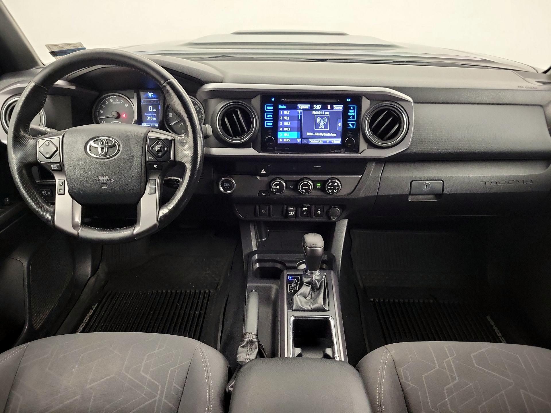Thumbnail: 2019 Toyota Tacoma - 9