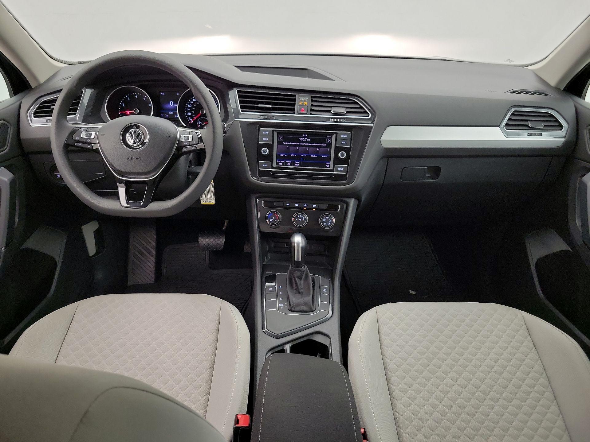 Thumbnail: 2019 Volkswagen Tiguan - 9