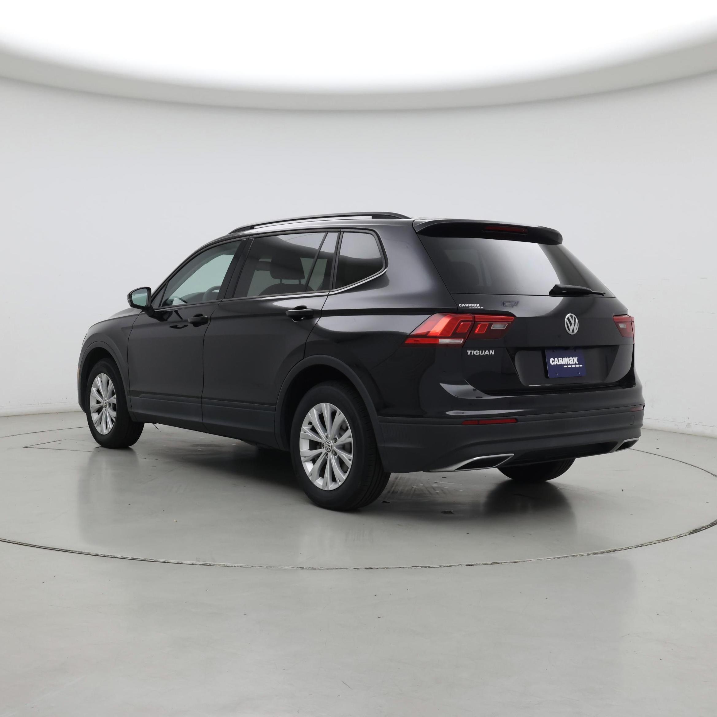 Thumbnail: 2019 Volkswagen Tiguan - 2