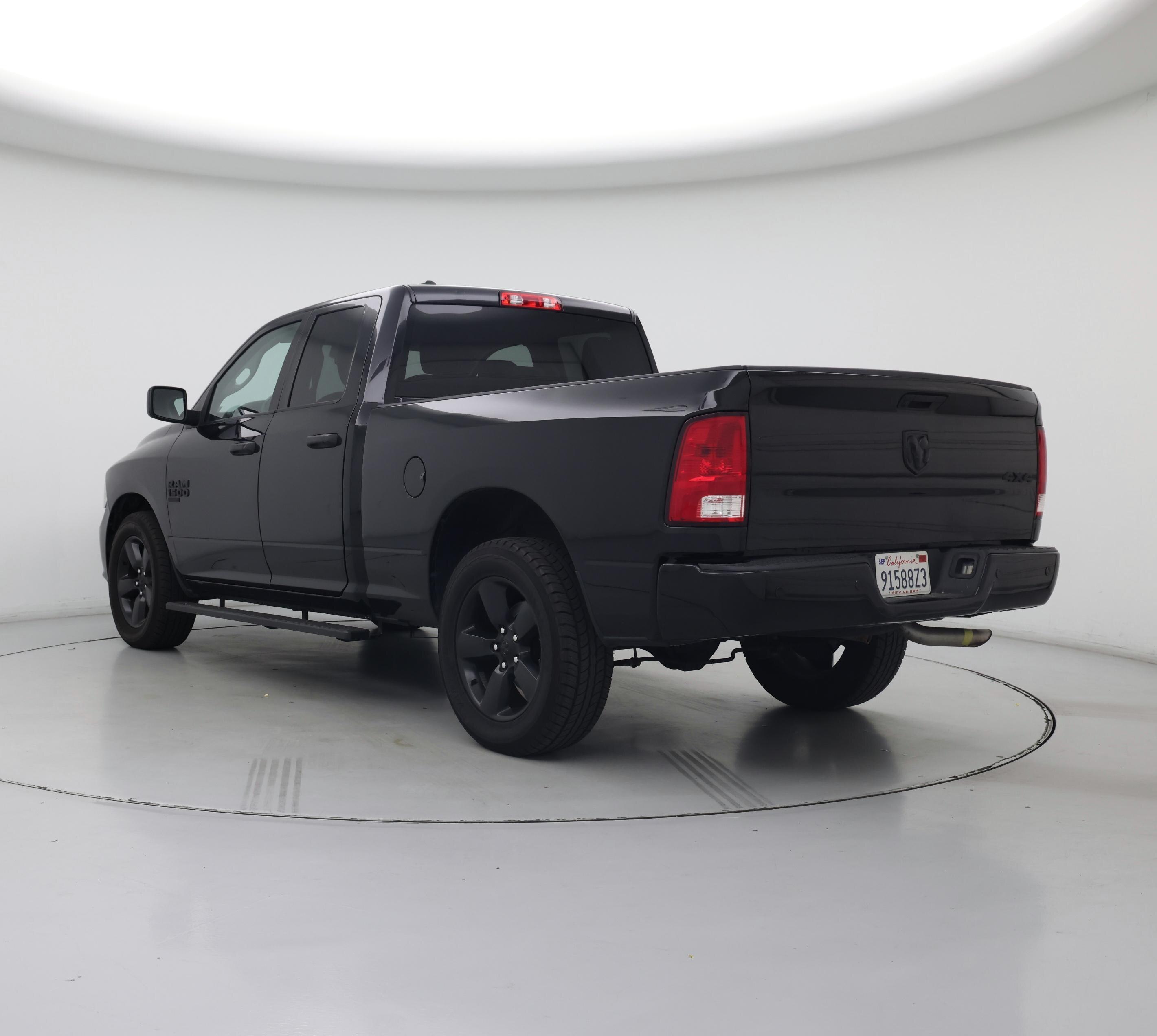 Thumbnail: 2021 RAM 1500 Classic - 2