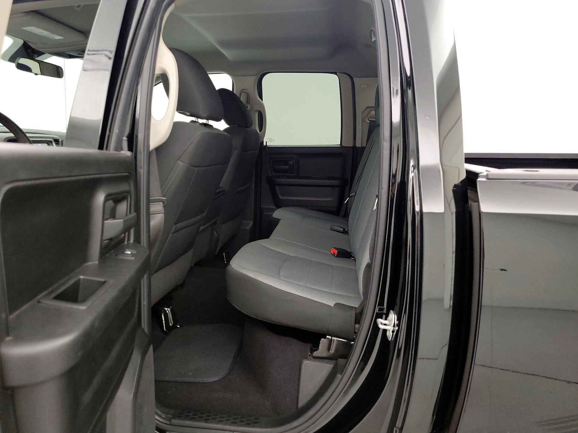 Thumbnail: 2021 RAM 1500 Classic - 19