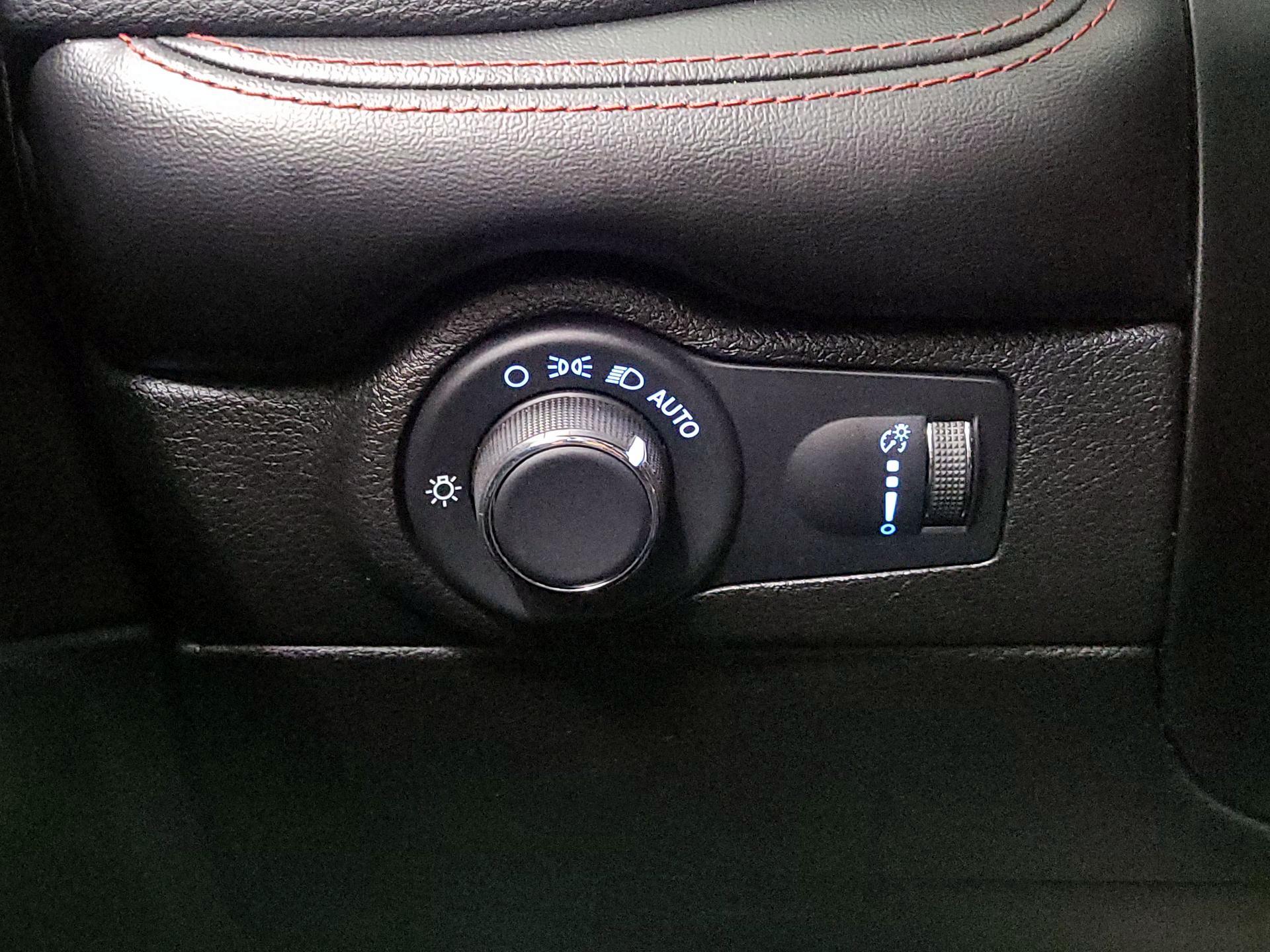 Thumbnail: 2023 Dodge Durango - 13