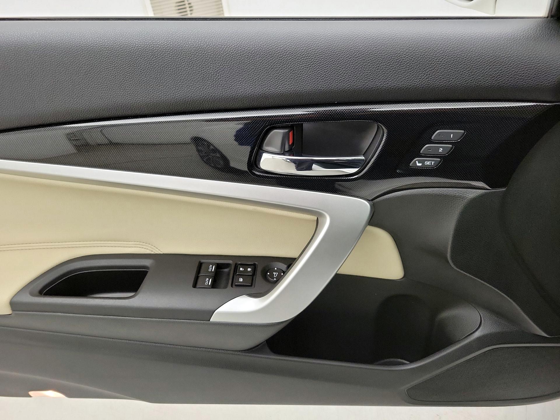 Thumbnail: 2015 Honda Accord - 12