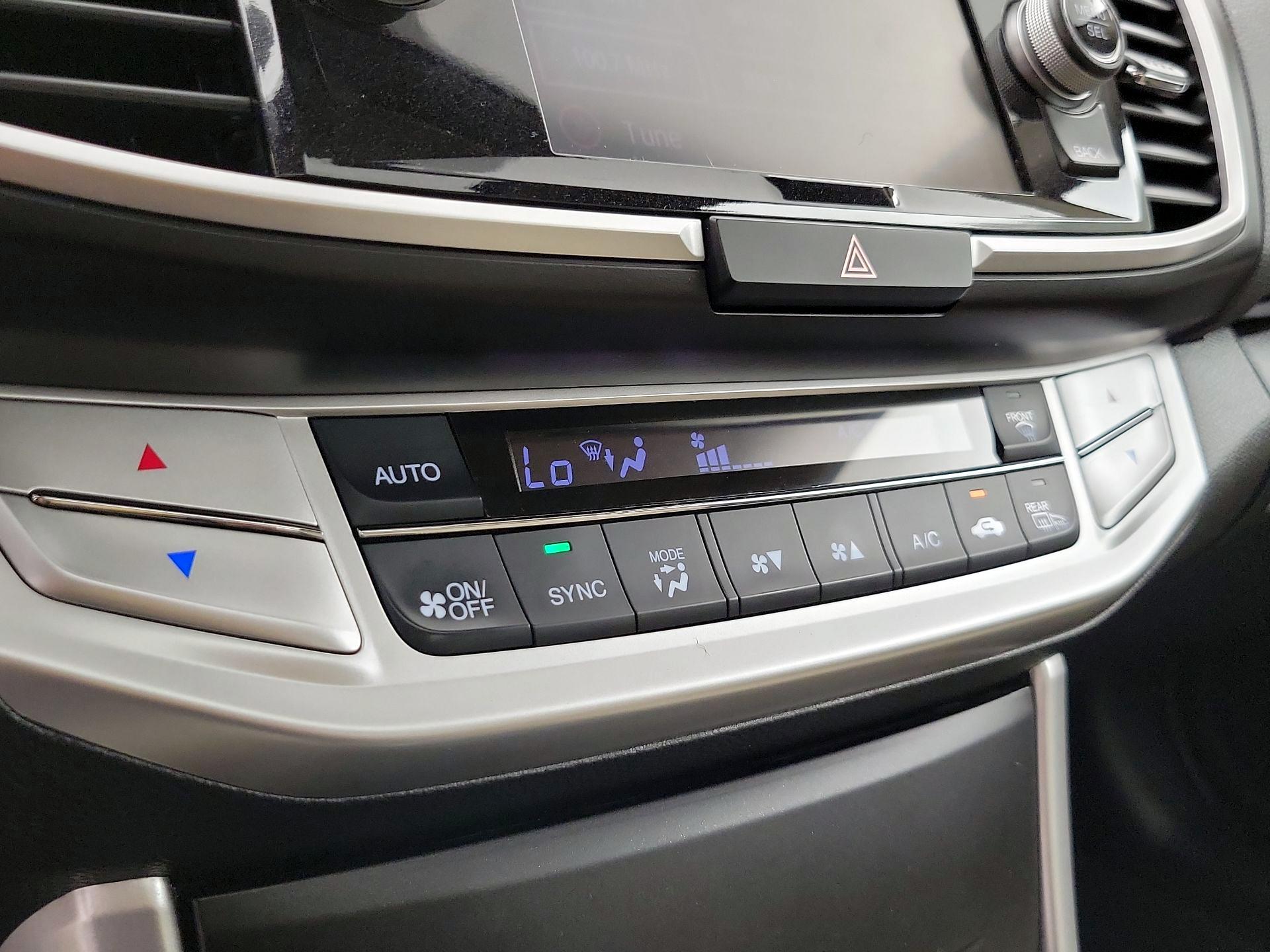 Thumbnail: 2015 Honda Accord - 16