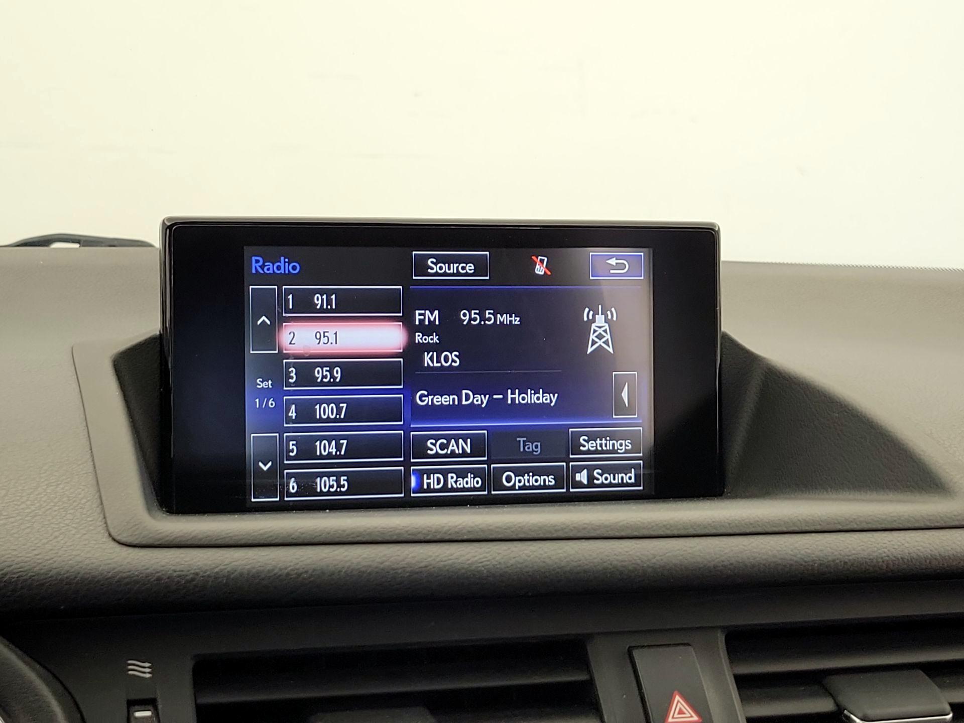 Thumbnail: 2014 Lexus CT - 16