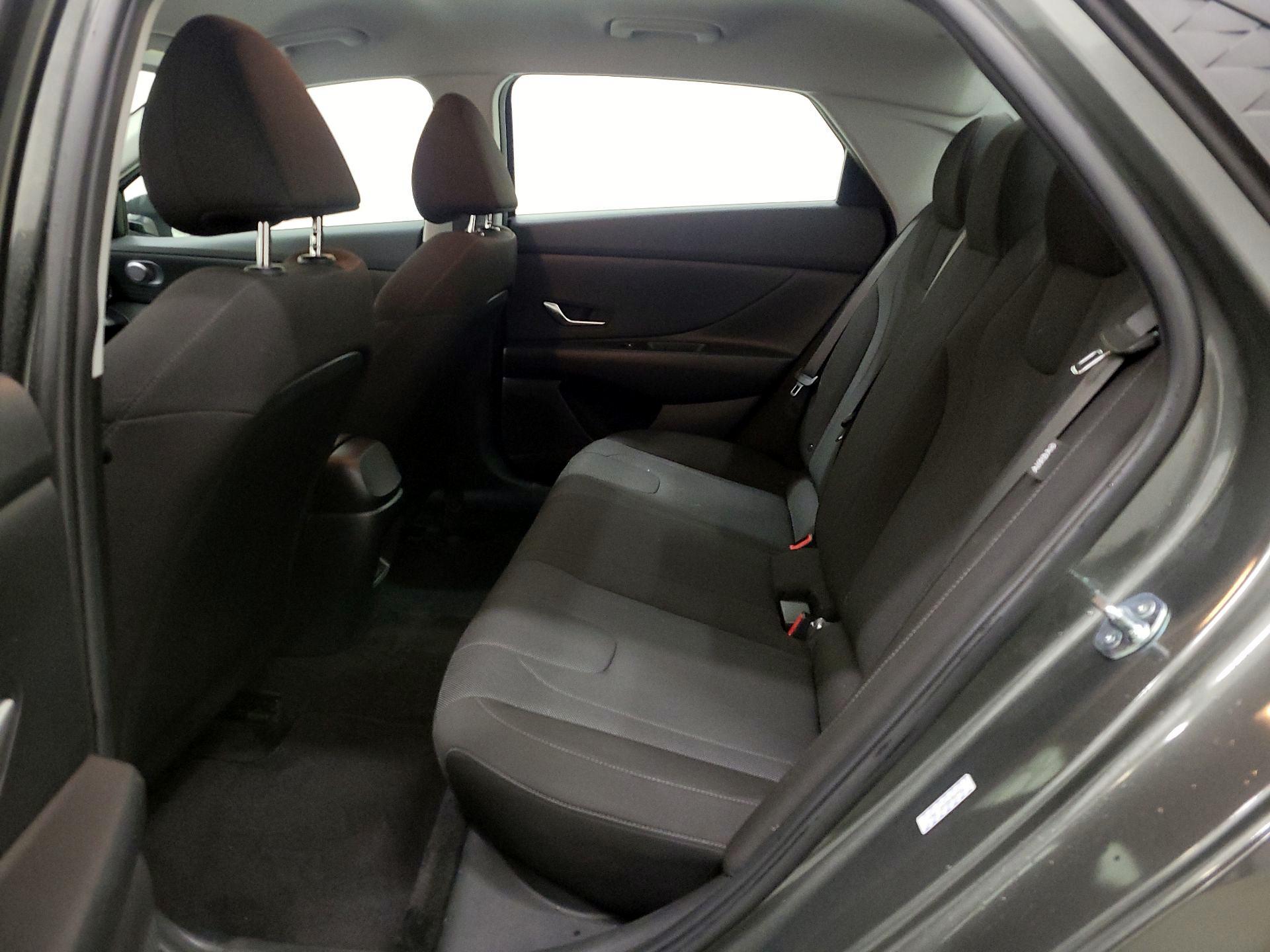 Thumbnail: 2024 Hyundai Elantra - 18