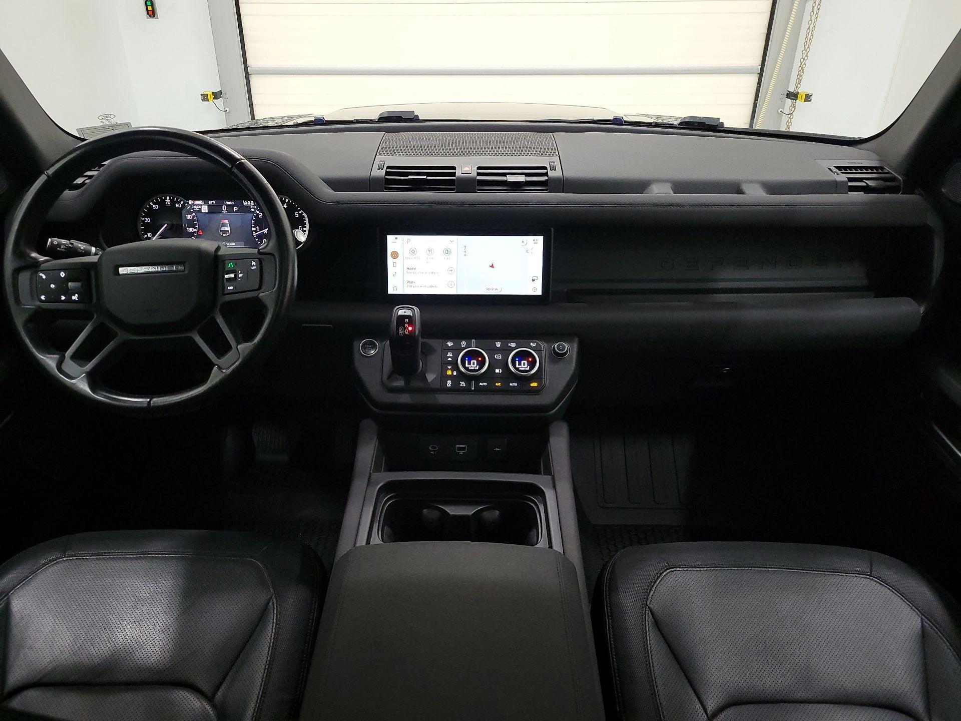 Thumbnail: 2023 Land Rover Defender - 9