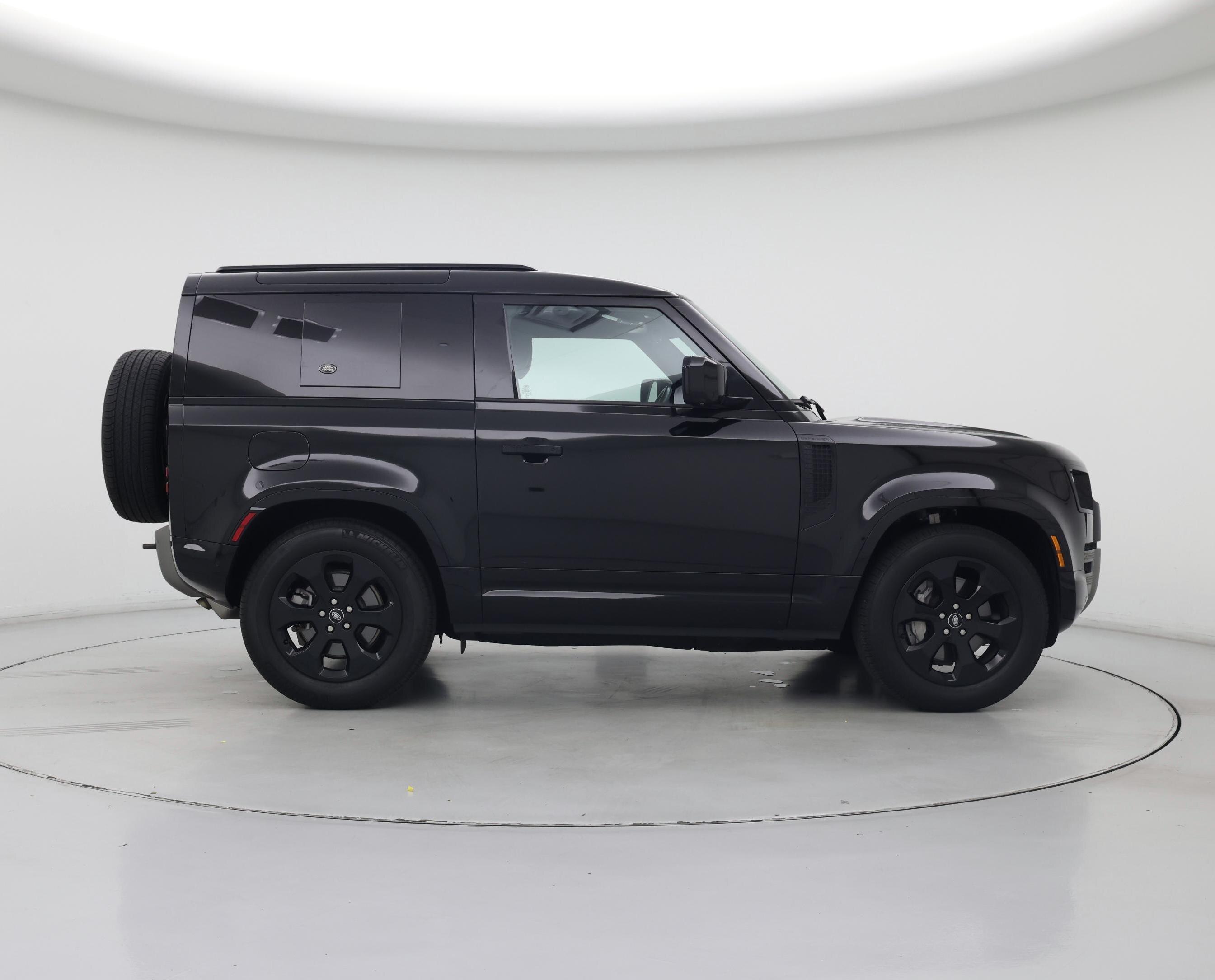 Thumbnail: 2023 Land Rover Defender - 7