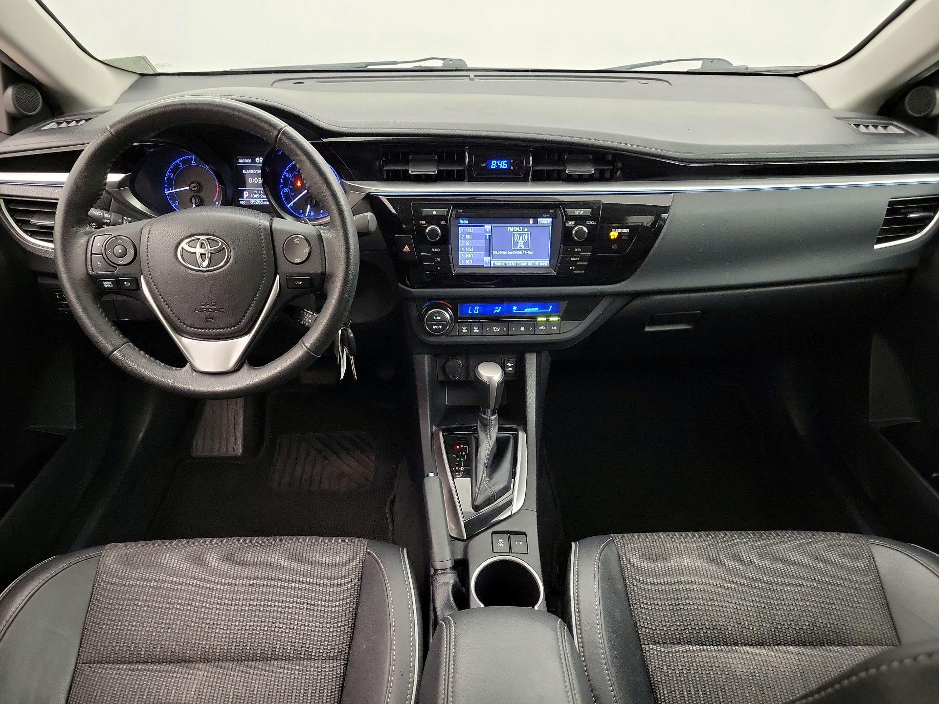Thumbnail: 2015 Toyota Corolla - 9