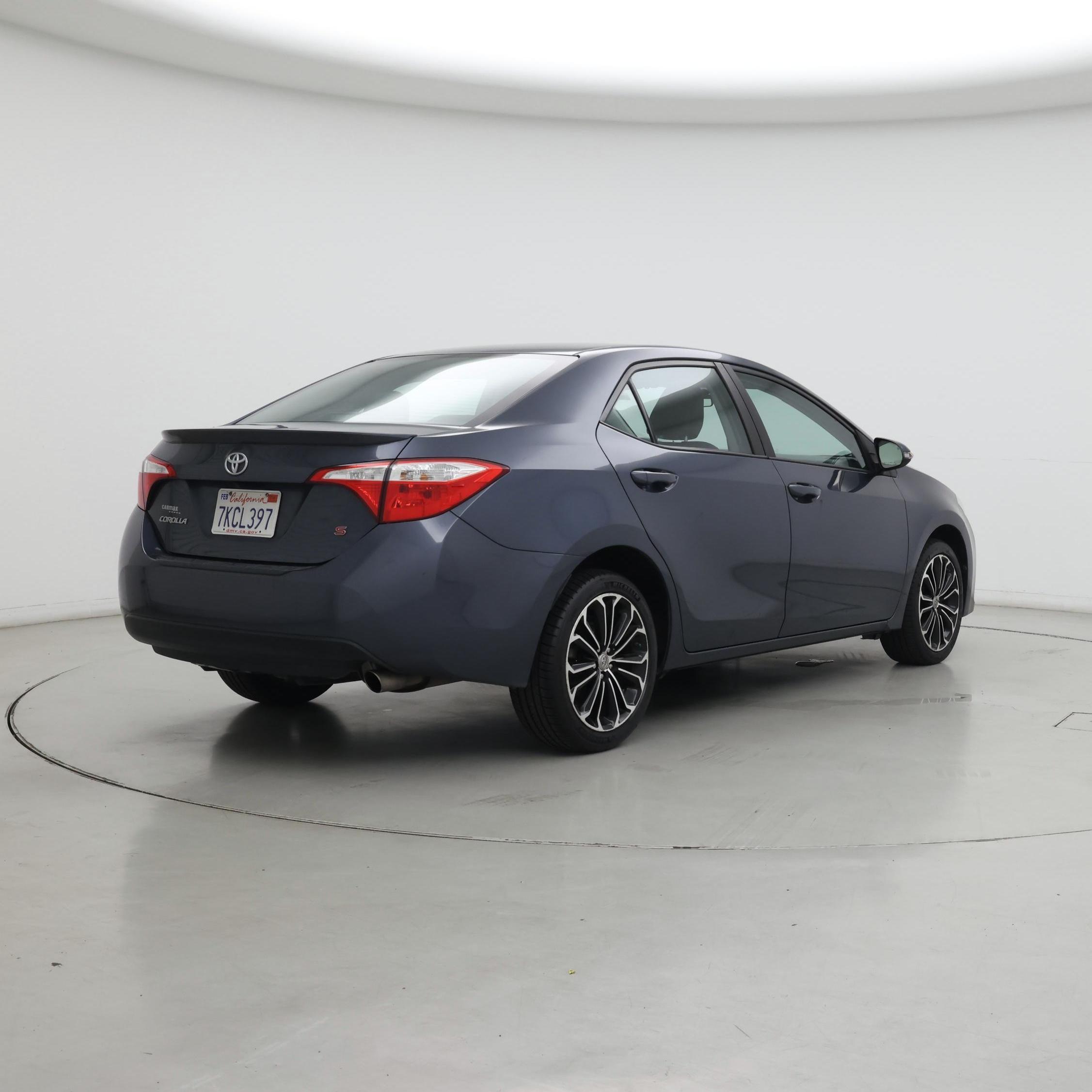 Thumbnail: 2015 Toyota Corolla - 8
