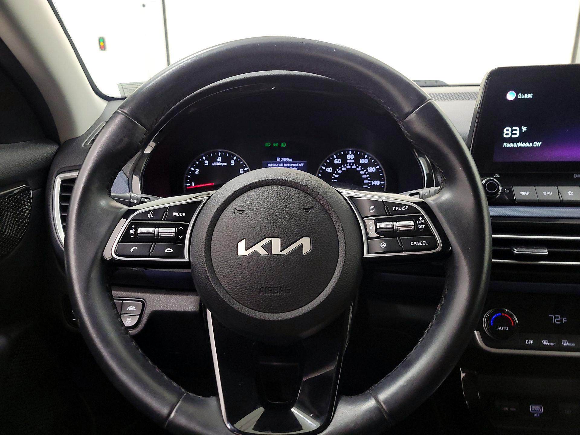 Thumbnail: 2022 Kia Seltos - 10