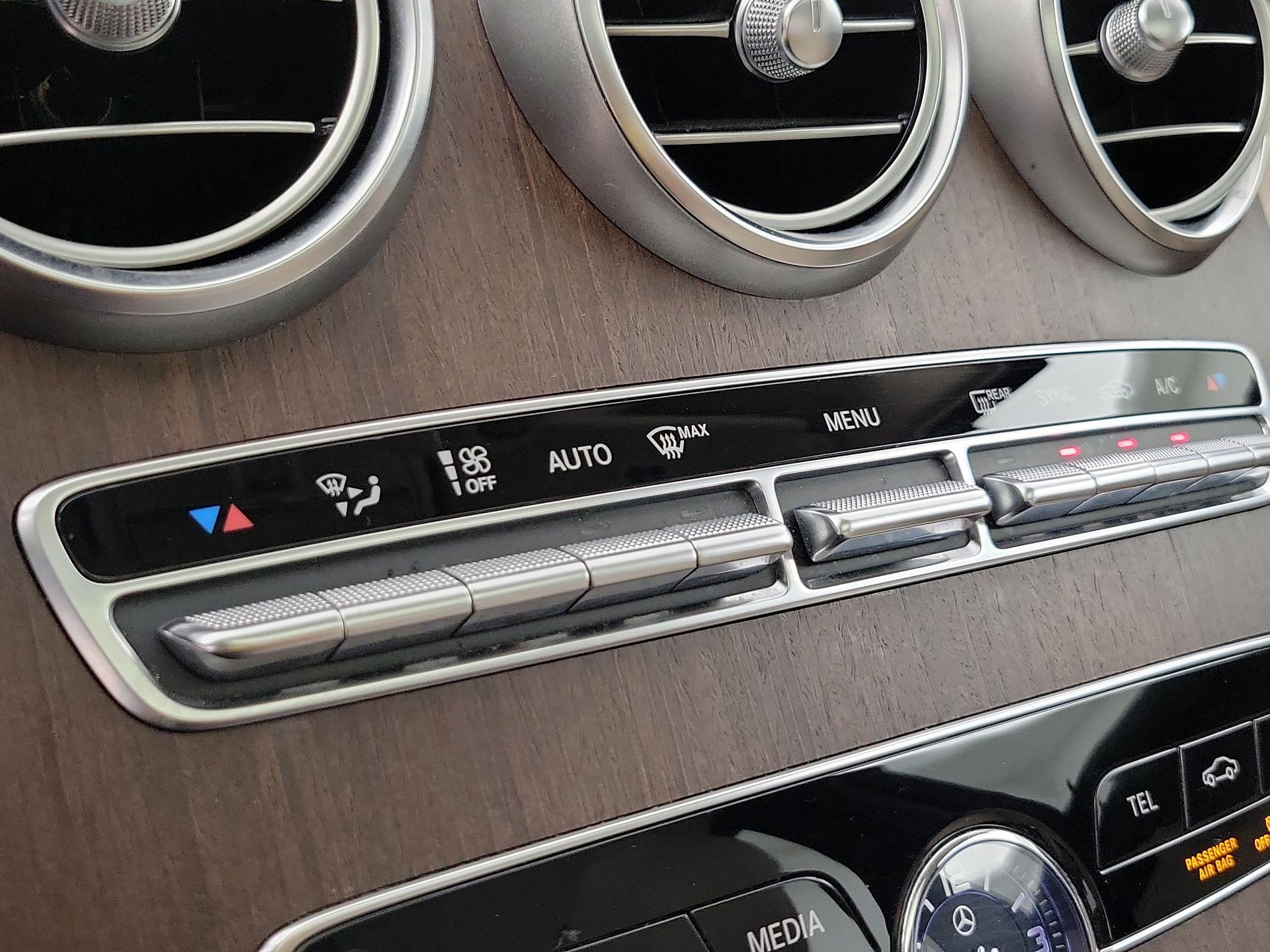 Thumbnail: 2019 Mercedes-Benz C-Class - 16