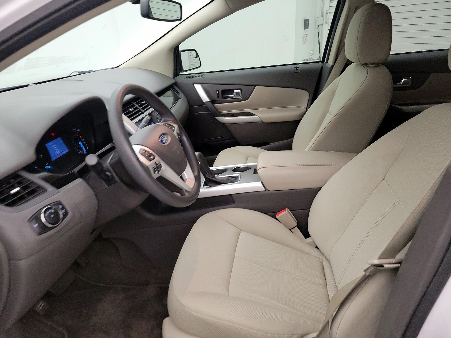 Thumbnail: 2014 Ford Edge - 11