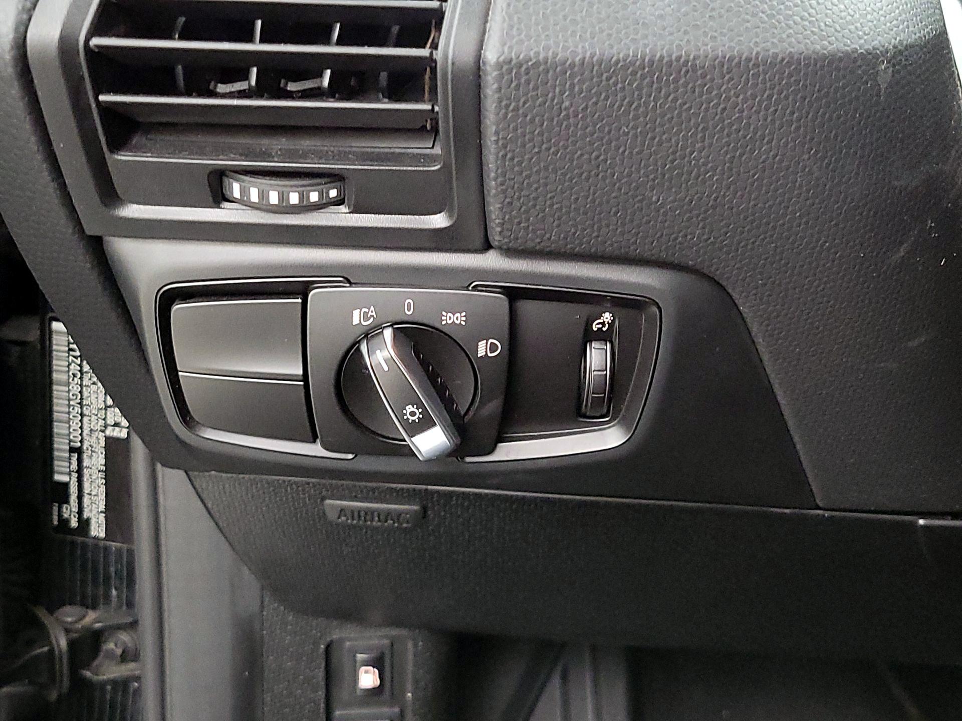 Thumbnail: 2016 BMW i3 - 13