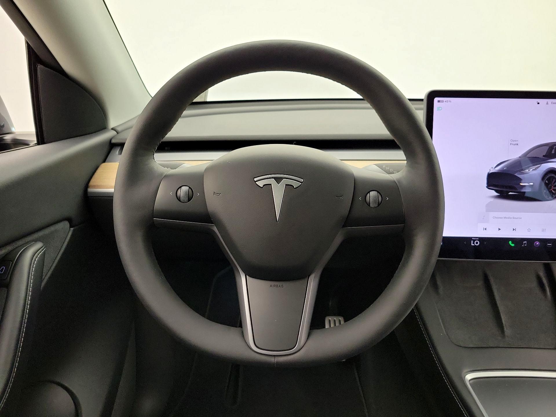 Thumbnail: 2022 Tesla Model Y - 10