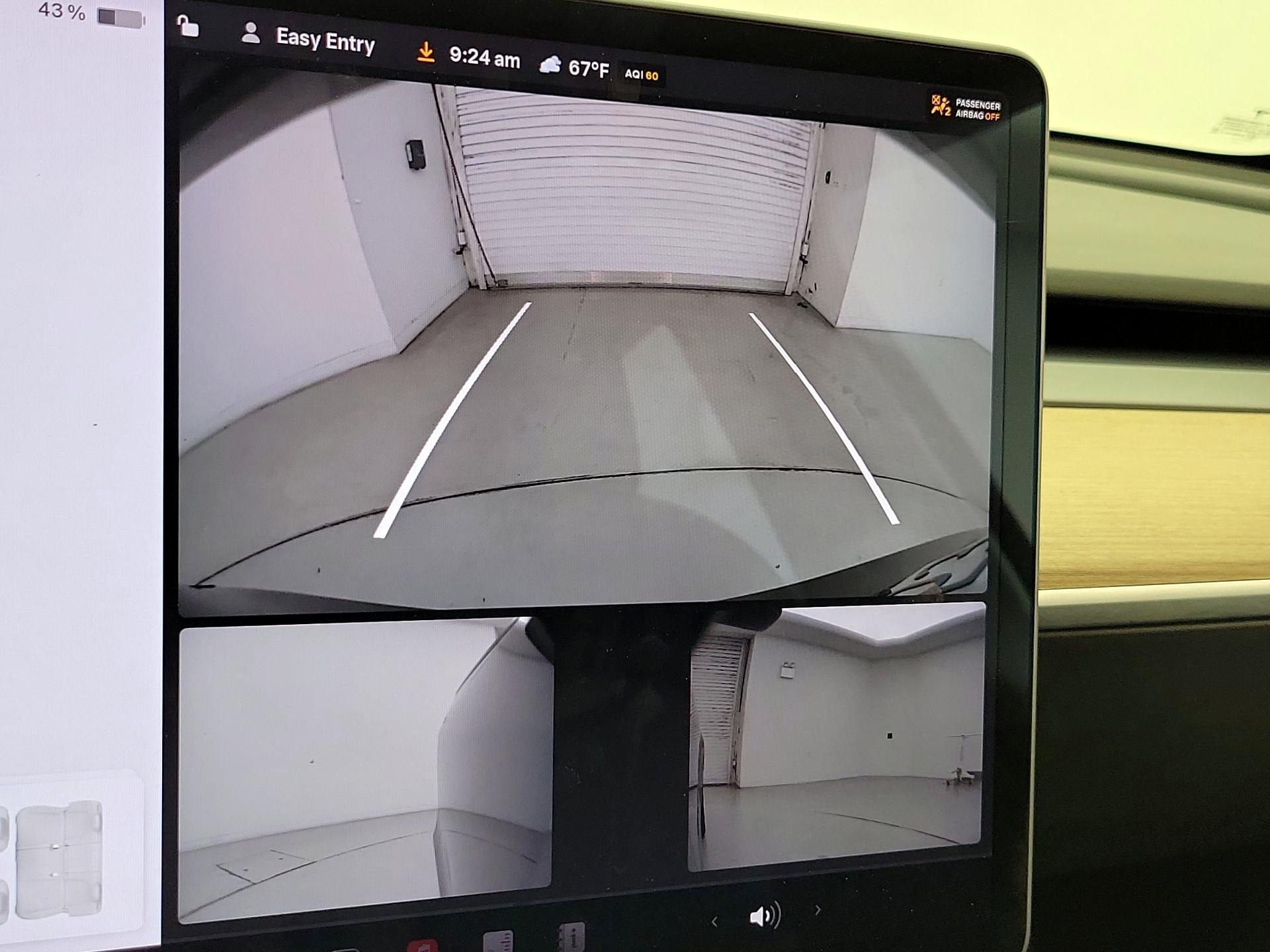 Thumbnail: 2022 Tesla Model Y - 14