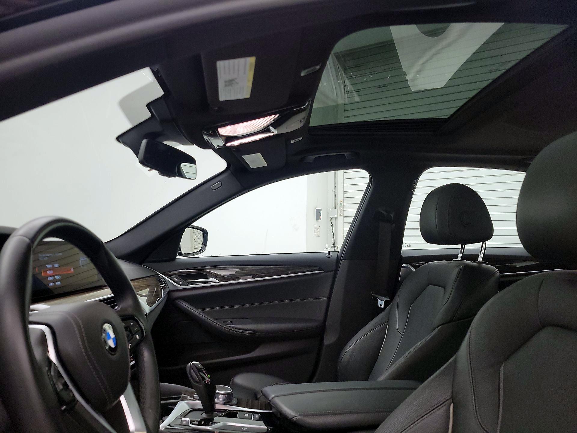 Thumbnail: 2018 BMW 5 Series - 19