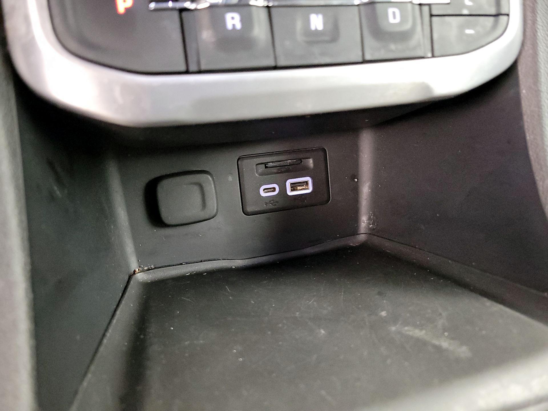 Thumbnail: 2020 GMC Acadia - 18