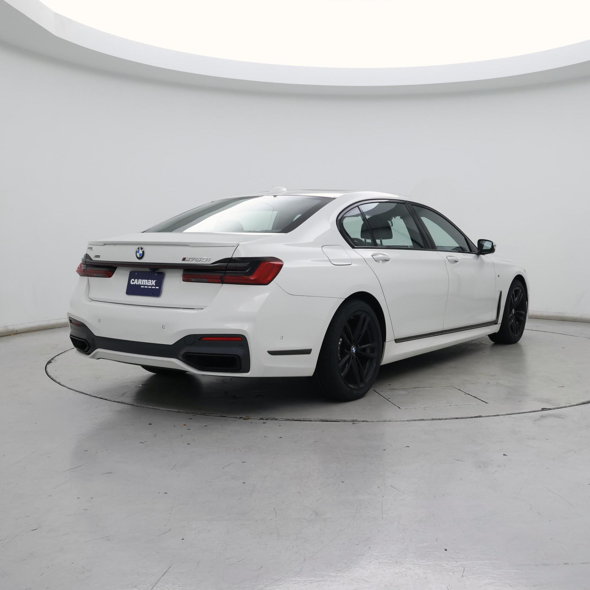 Thumbnail: 2020 BMW 7 Series - 8