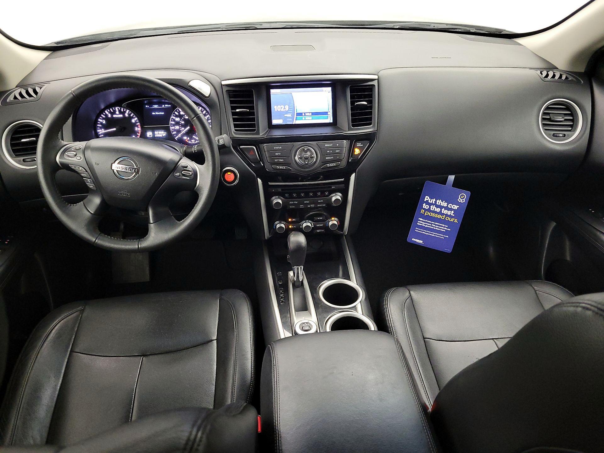 Thumbnail: 2015 Nissan Pathfinder - 9
