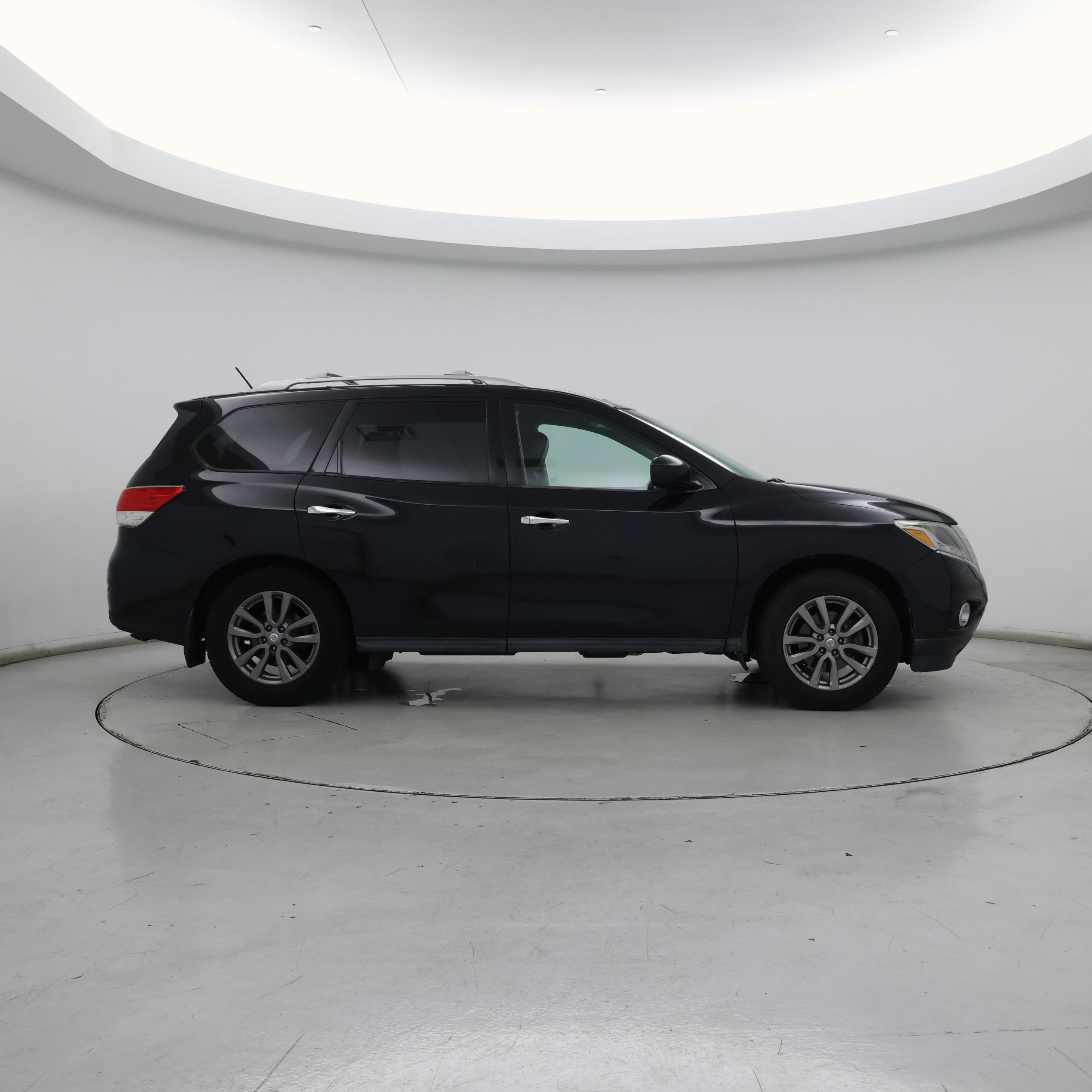 Thumbnail: 2015 Nissan Pathfinder - 7