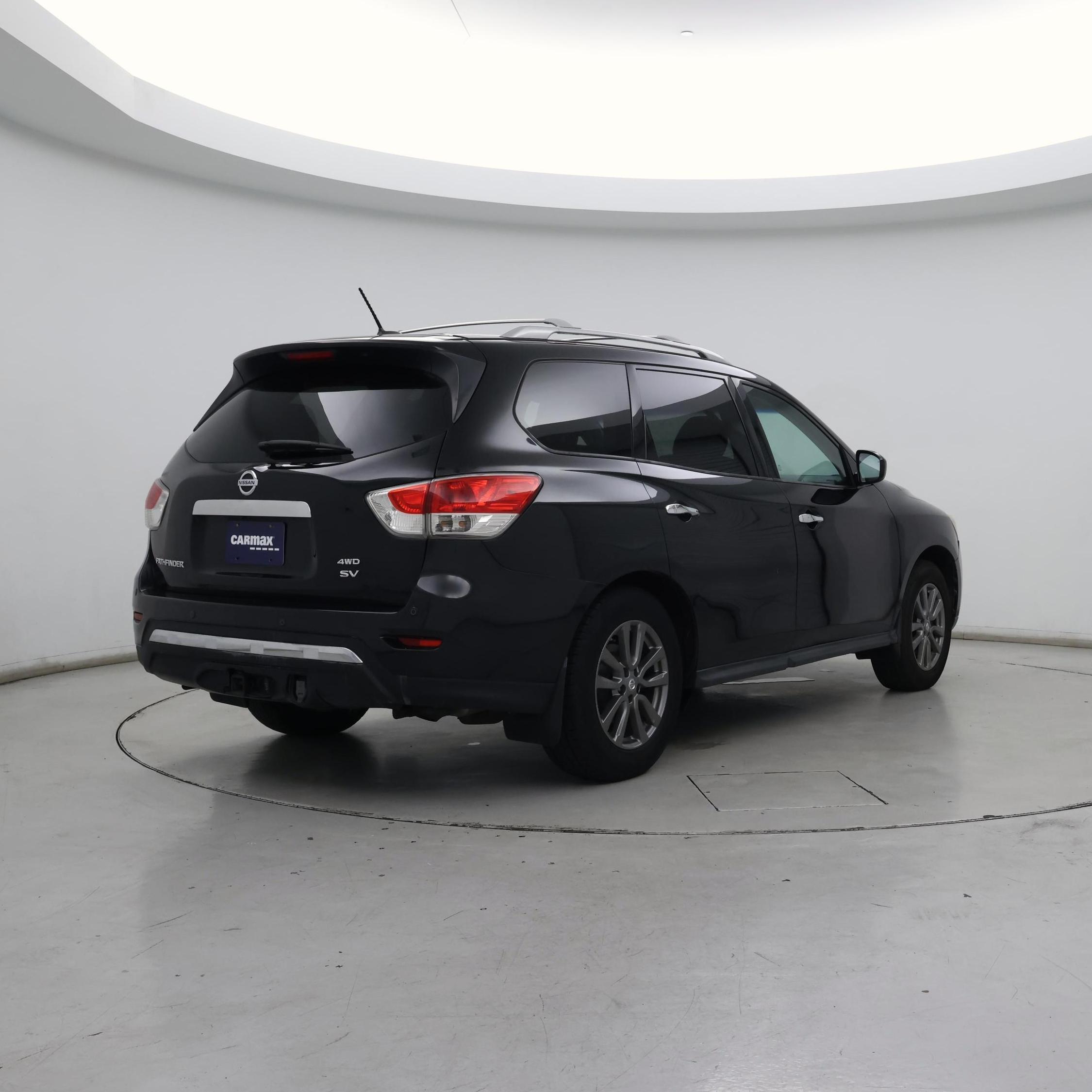 Thumbnail: 2015 Nissan Pathfinder - 8