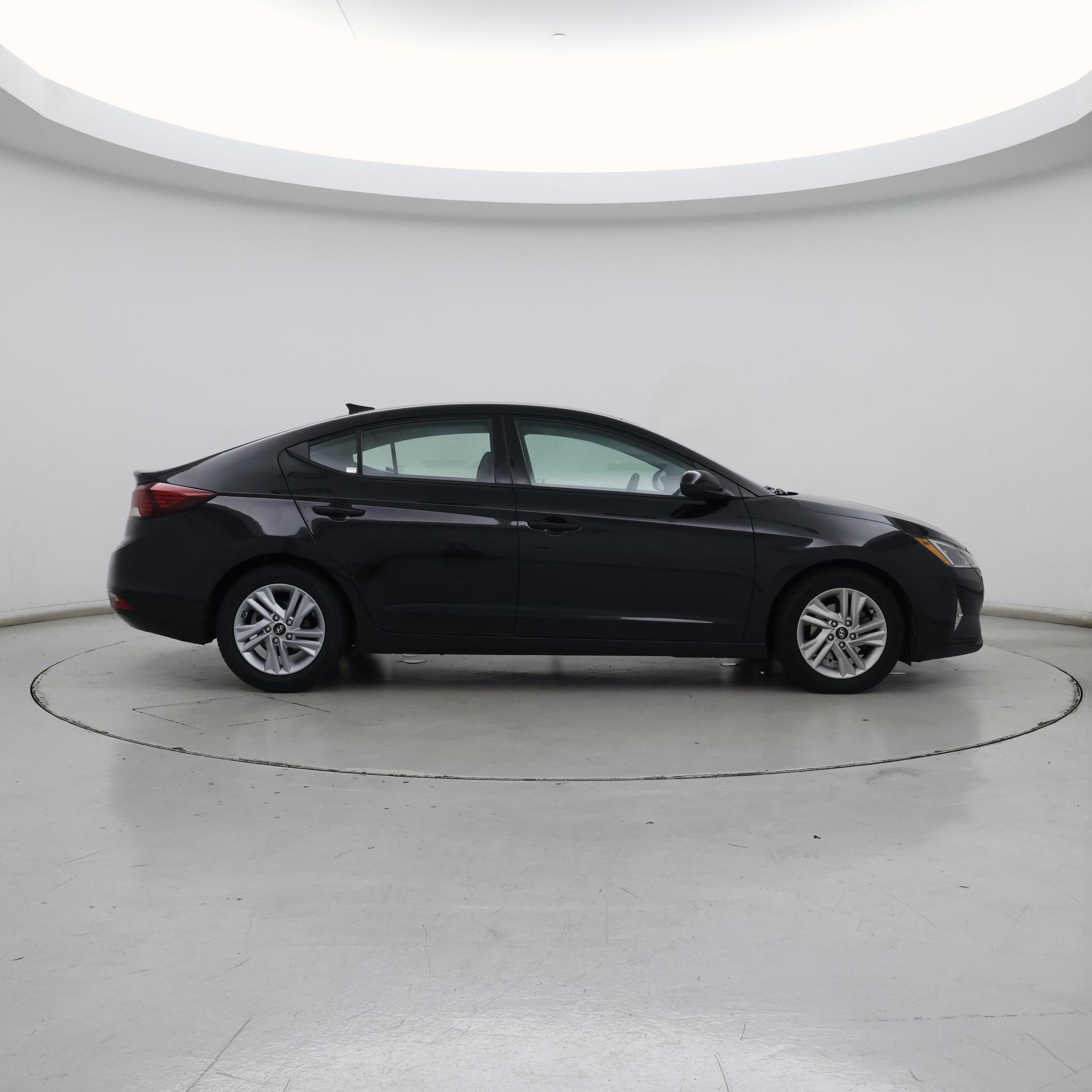 Thumbnail: 2020 Hyundai Elantra - 7