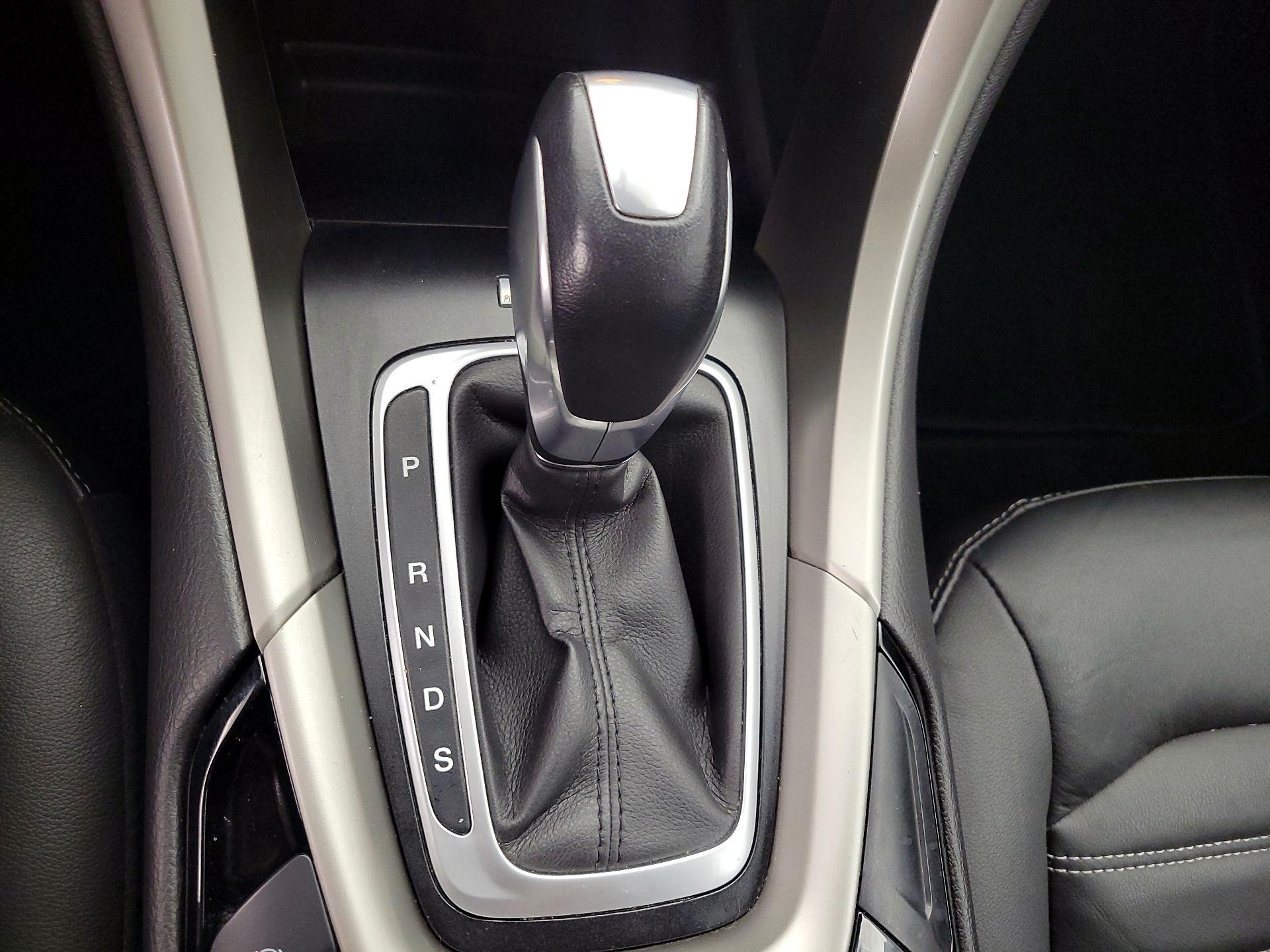 Thumbnail: 2015 Ford Fusion - 17