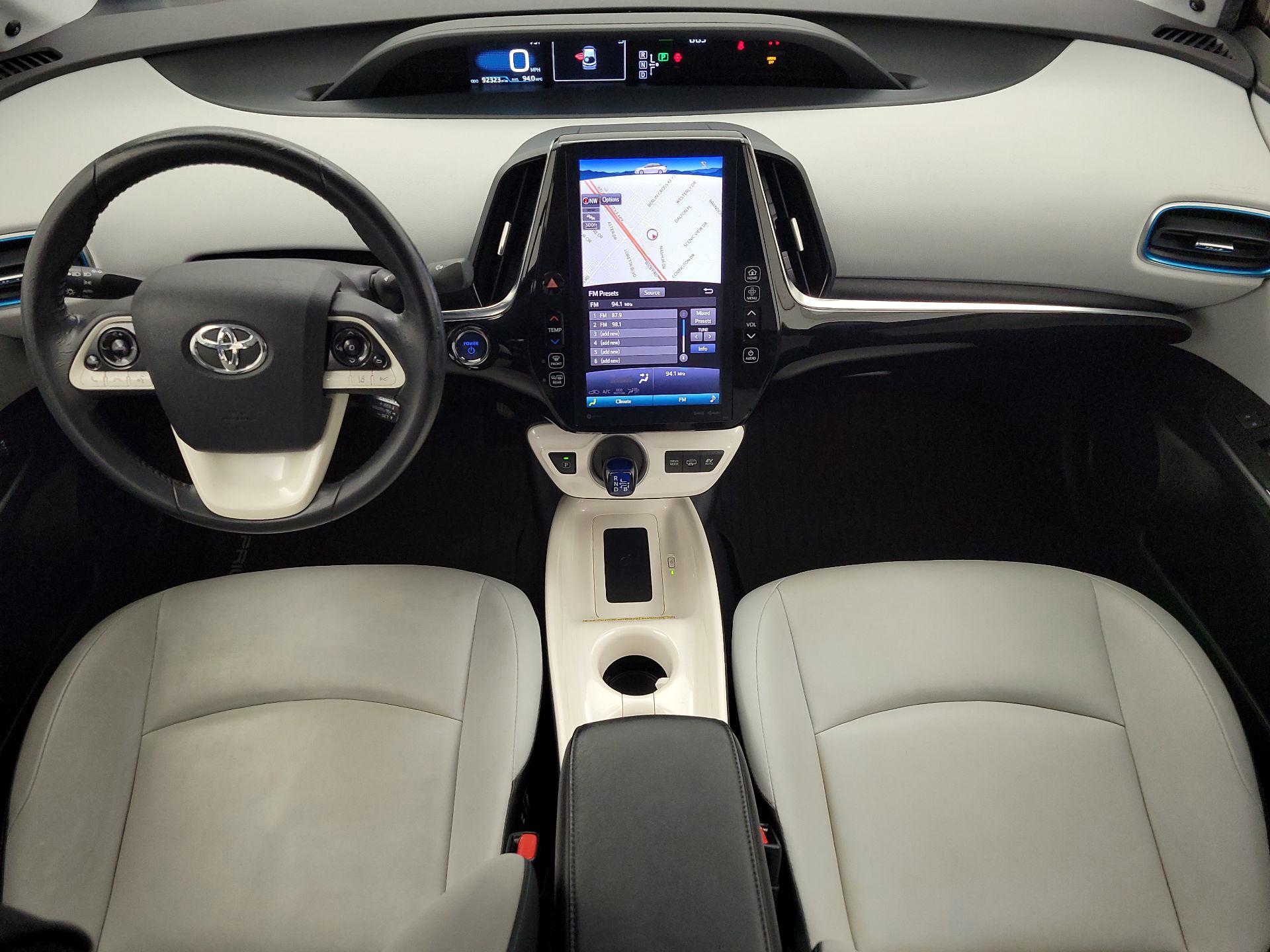 Thumbnail: 2017 Toyota Prius Prime - 9