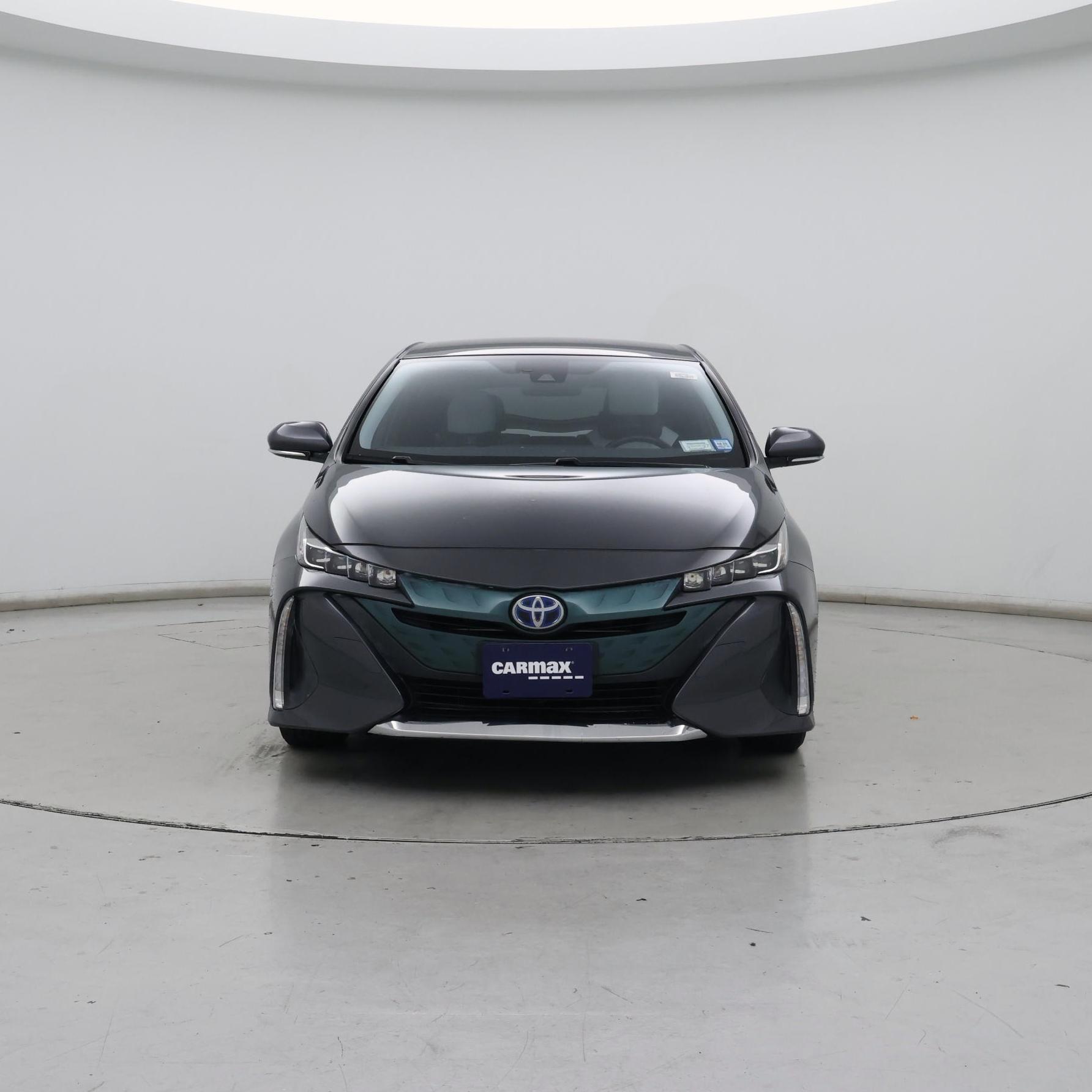Thumbnail: 2017 Toyota Prius Prime - 5