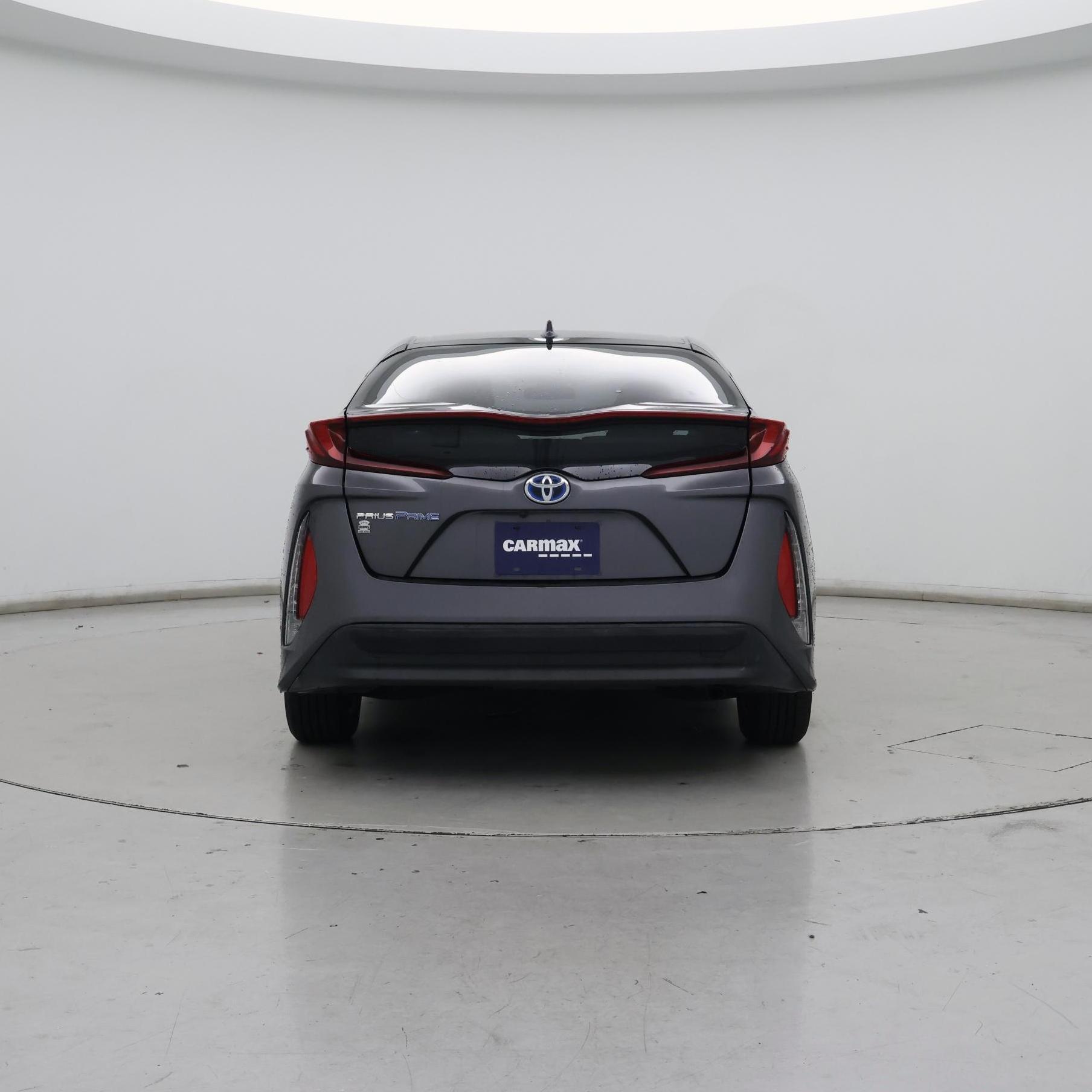 Thumbnail: 2017 Toyota Prius Prime - 6