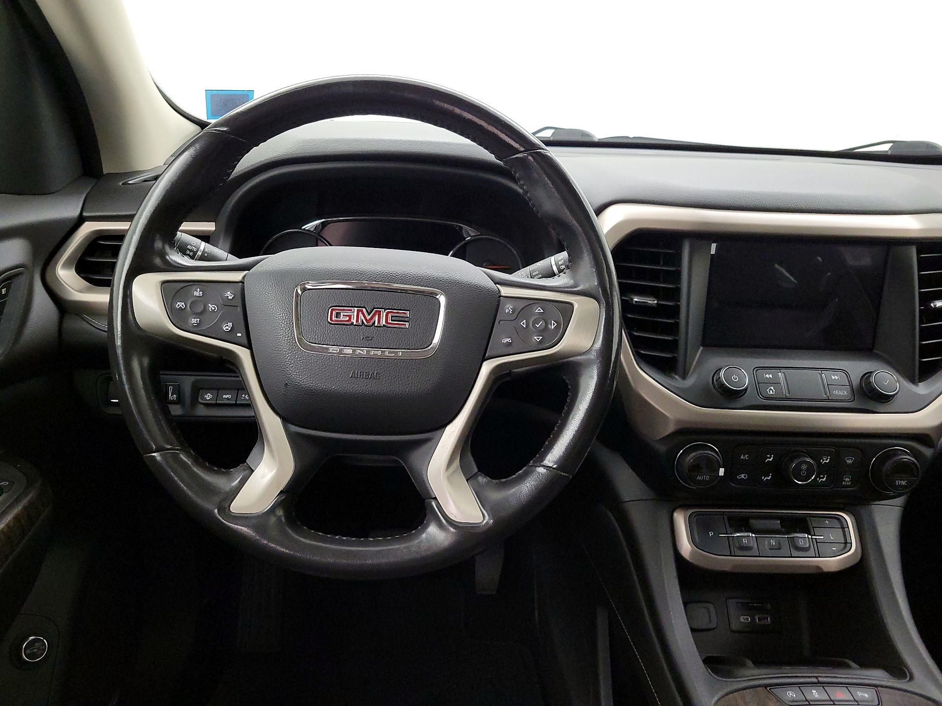 Thumbnail: 2020 GMC Acadia - 10