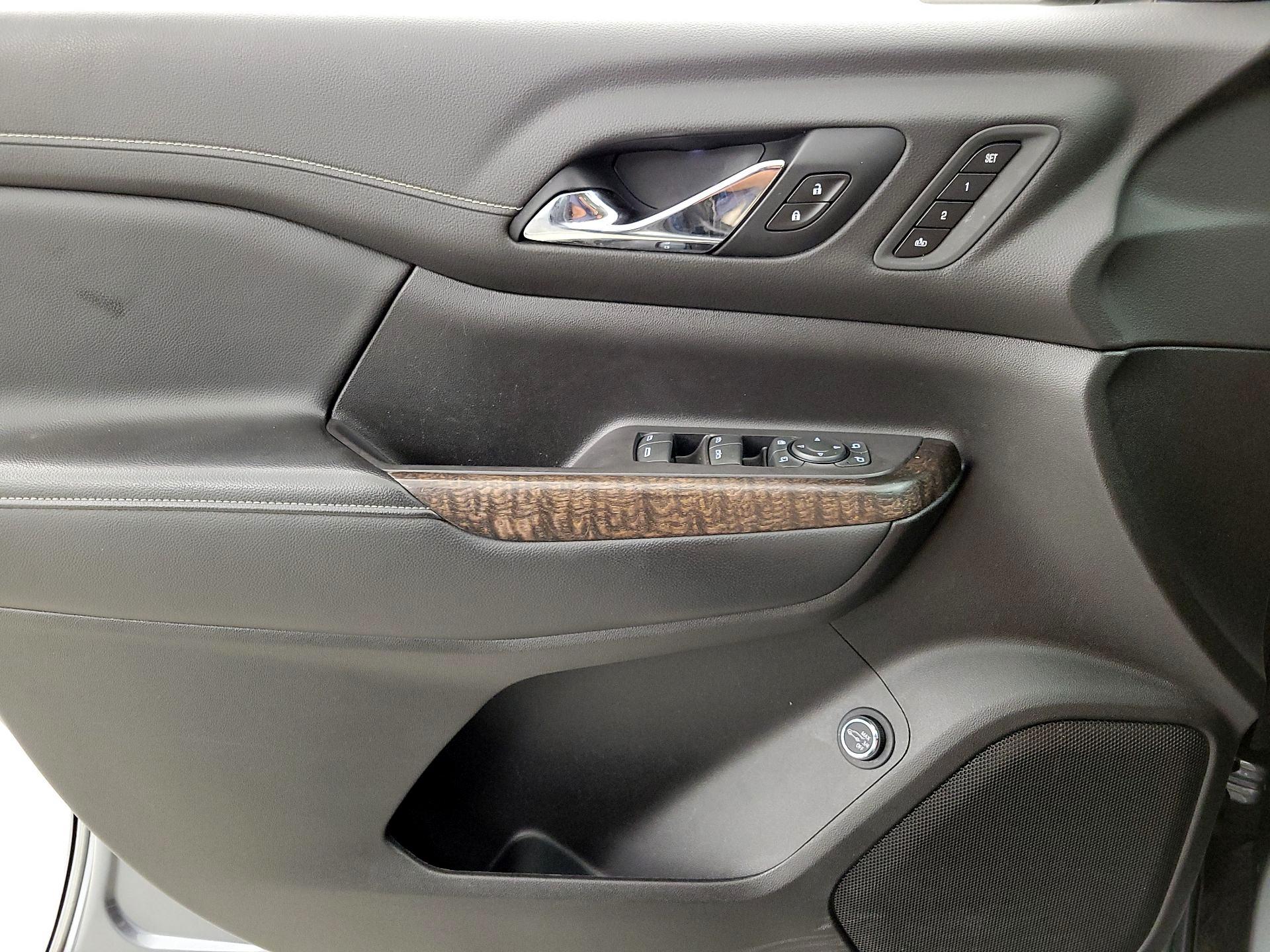 Thumbnail: 2020 GMC Acadia - 12