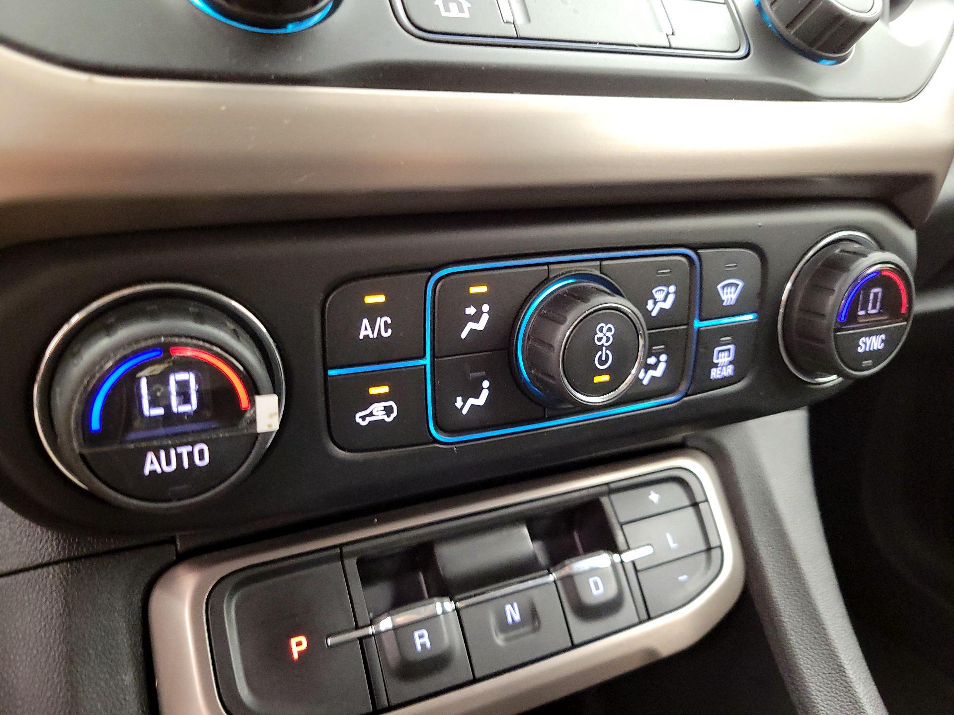 Thumbnail: 2020 GMC Acadia - 17