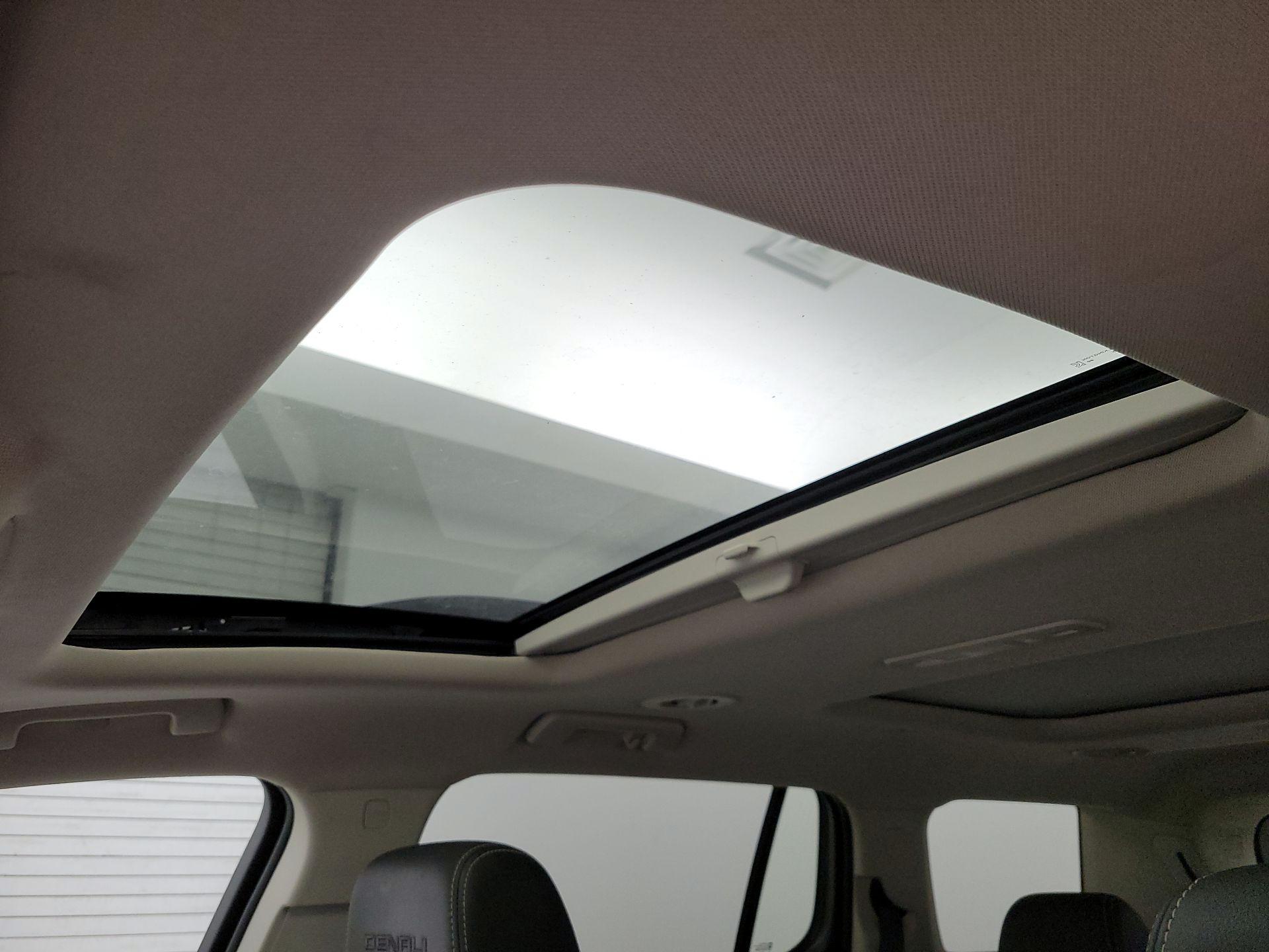 Thumbnail: 2020 GMC Acadia - 20