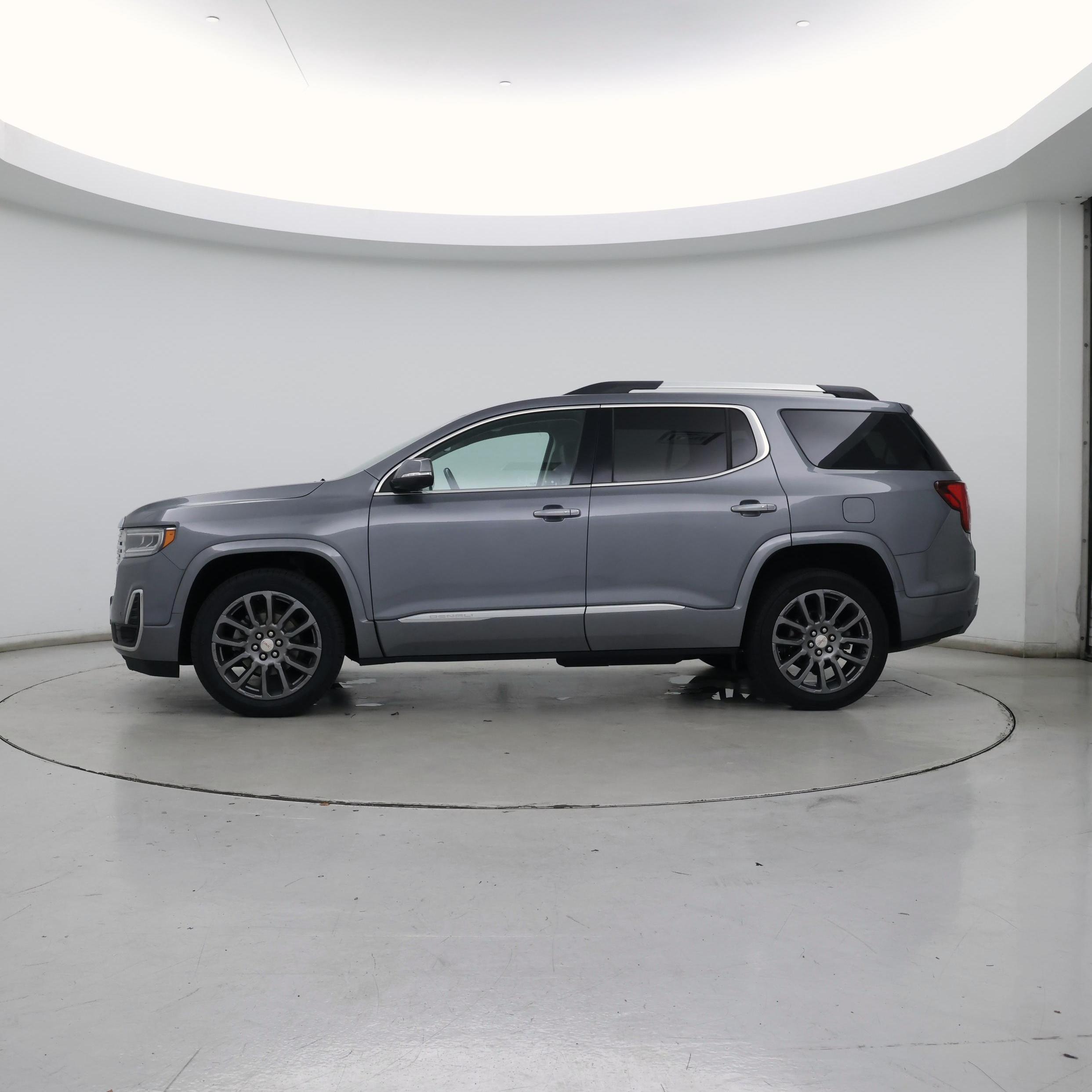 Thumbnail: 2020 GMC Acadia - 3