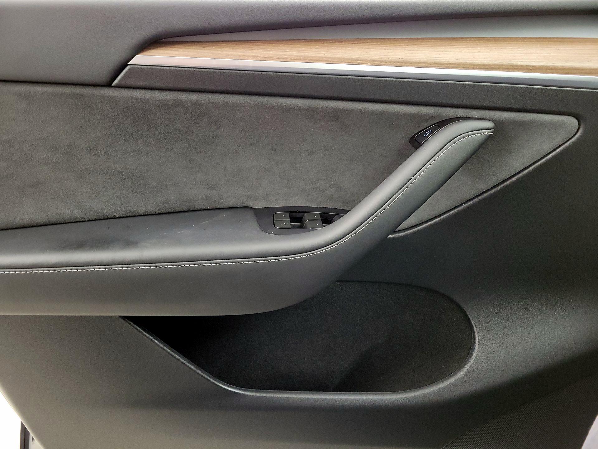 Thumbnail: 2024 Tesla Model Y - 12