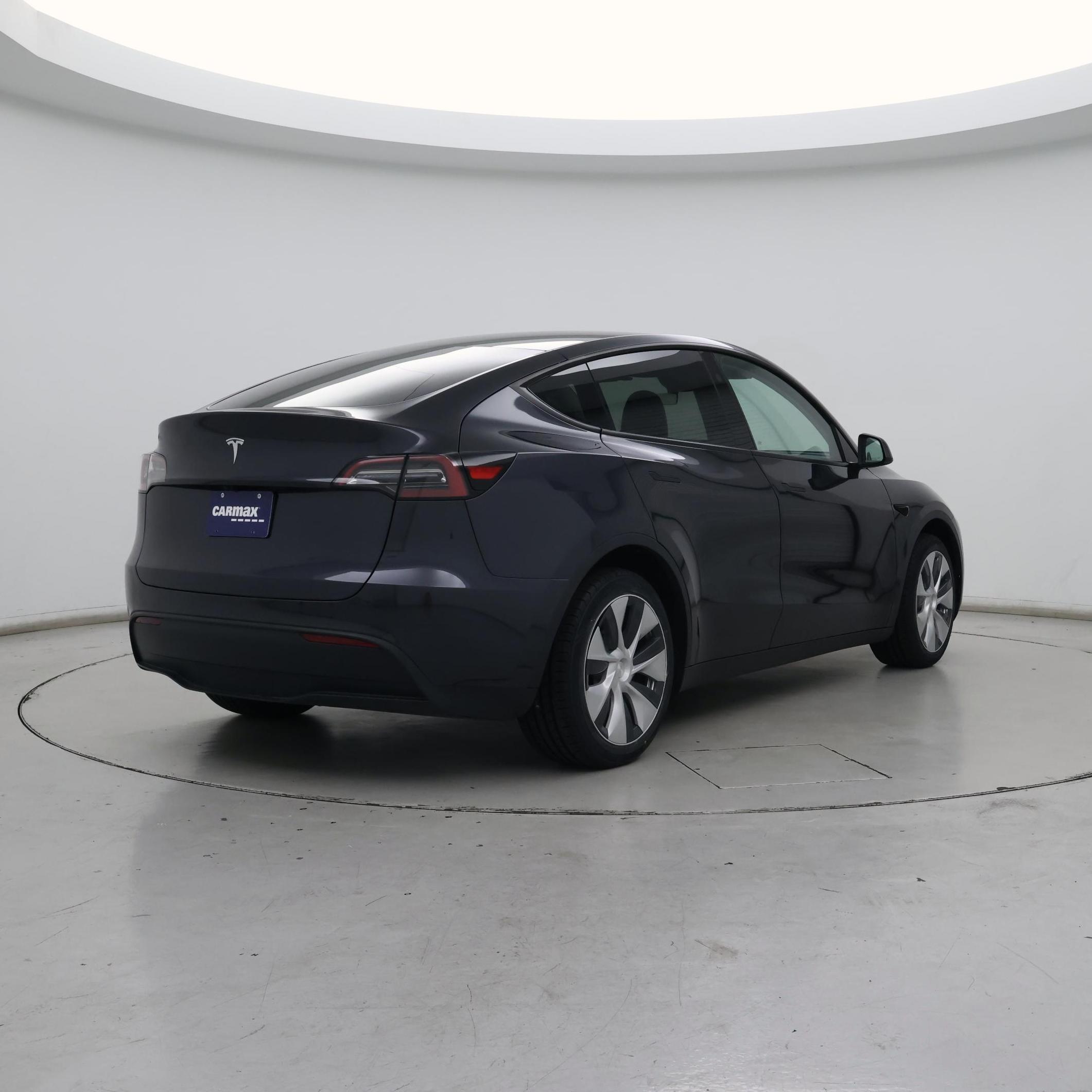 Thumbnail: 2024 Tesla Model Y - 8