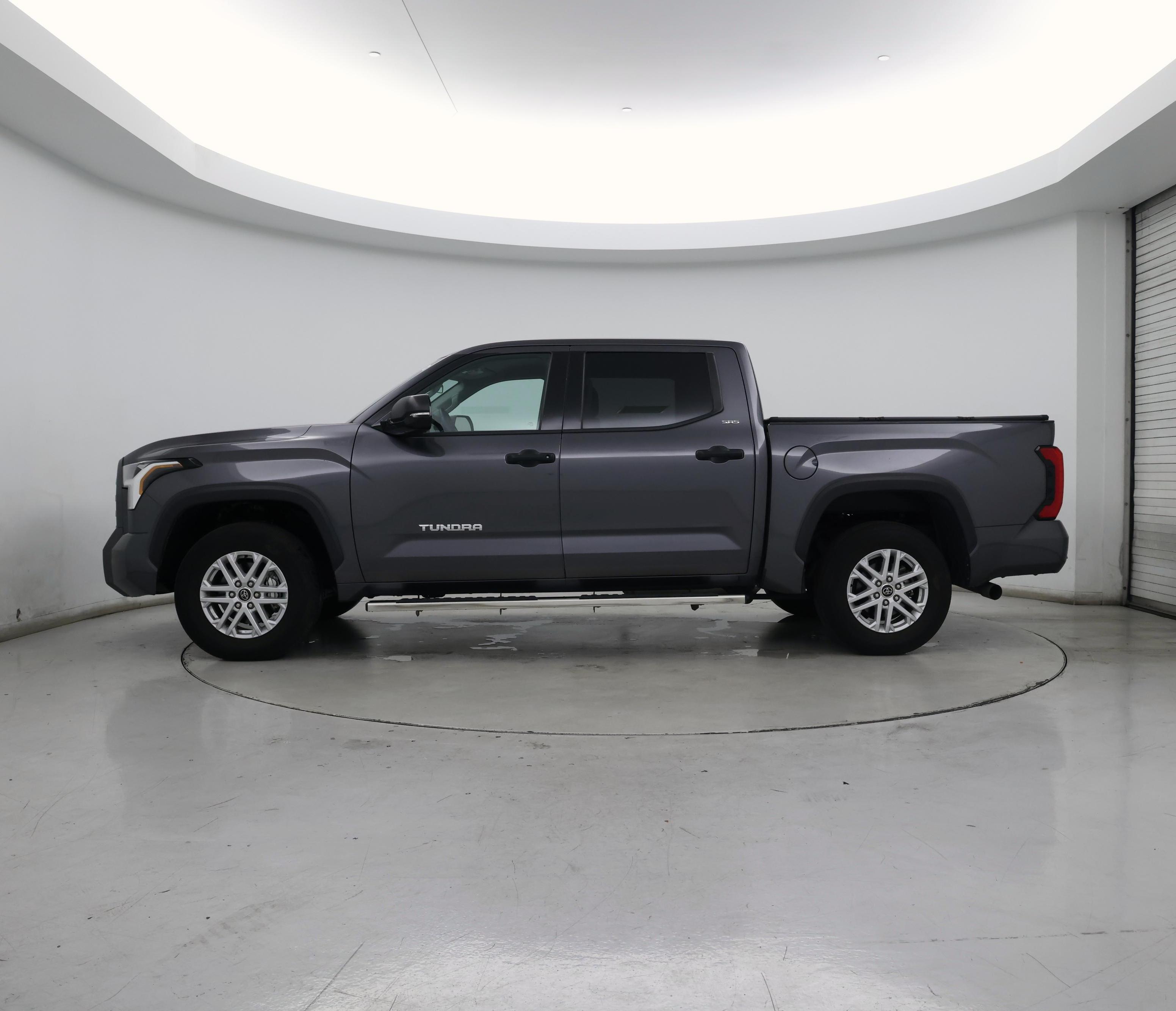 Thumbnail: 2022 Toyota Tundra - 3