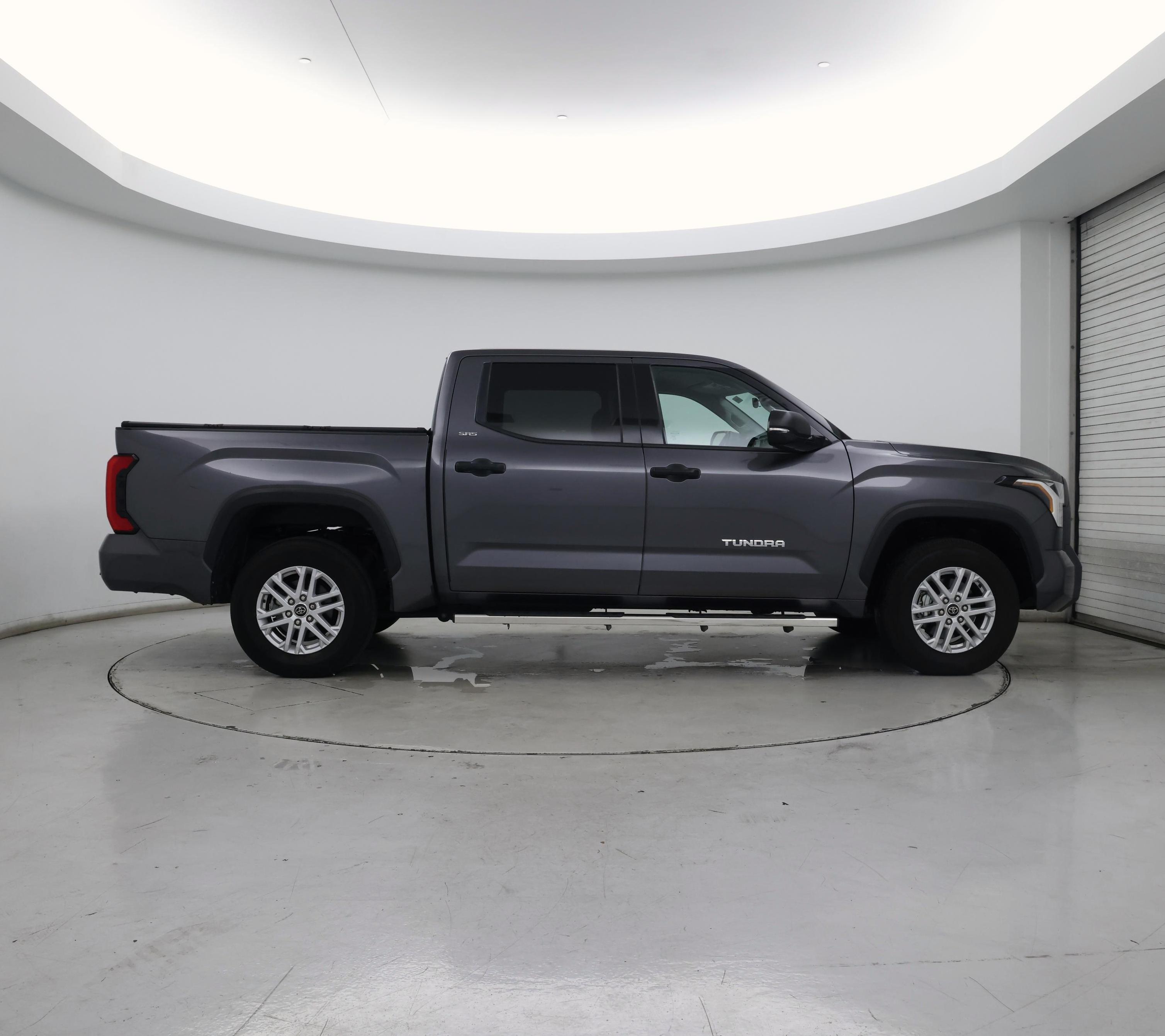Thumbnail: 2022 Toyota Tundra - 7