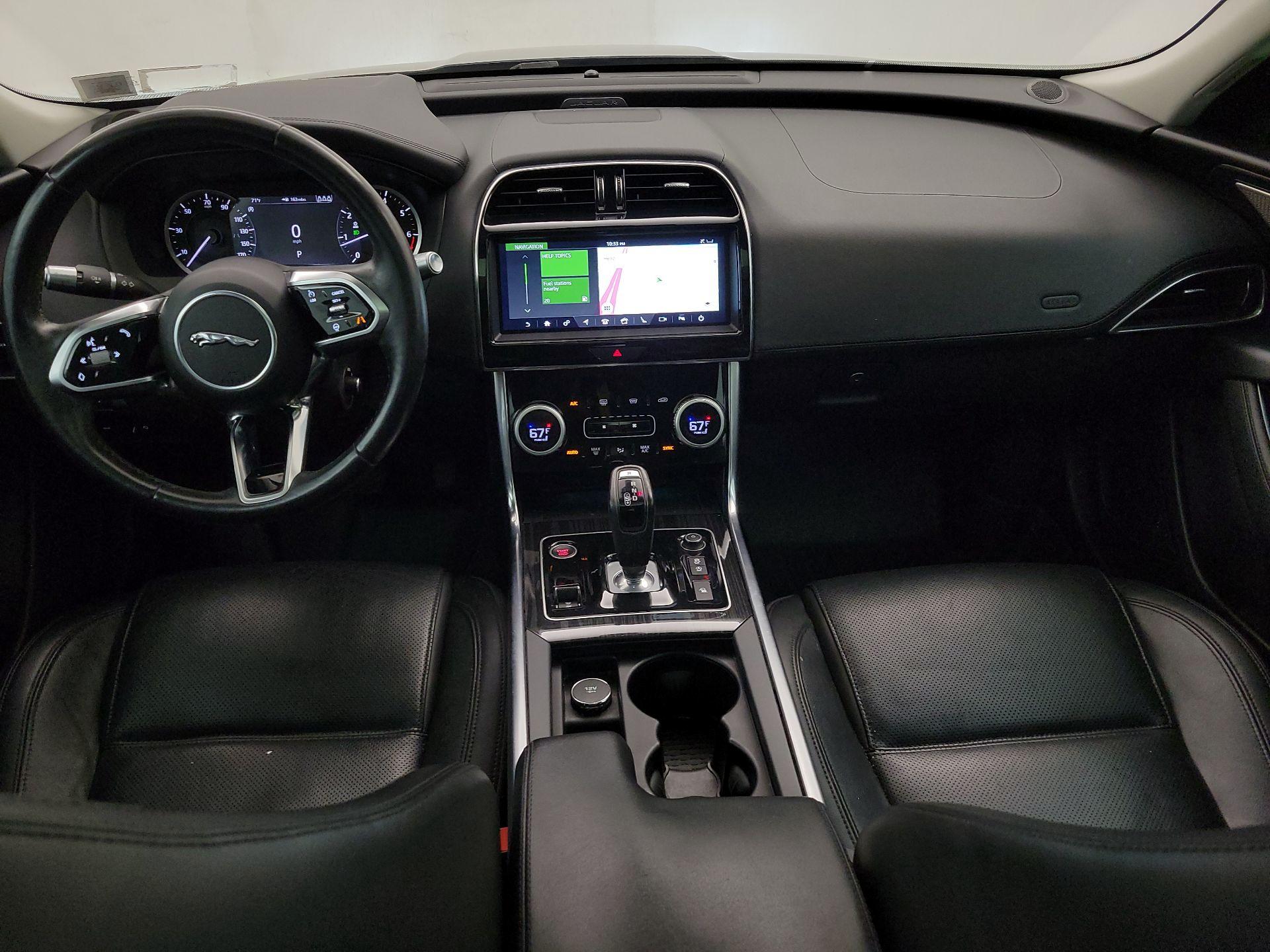 Thumbnail: 2020 Jaguar XE - 9